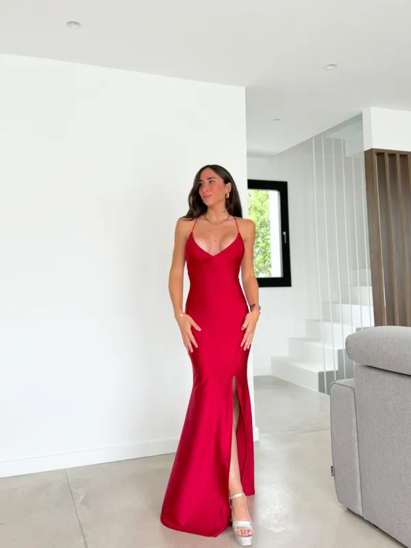 Vestido pico satin entrelazado rojo sold by Sorellas