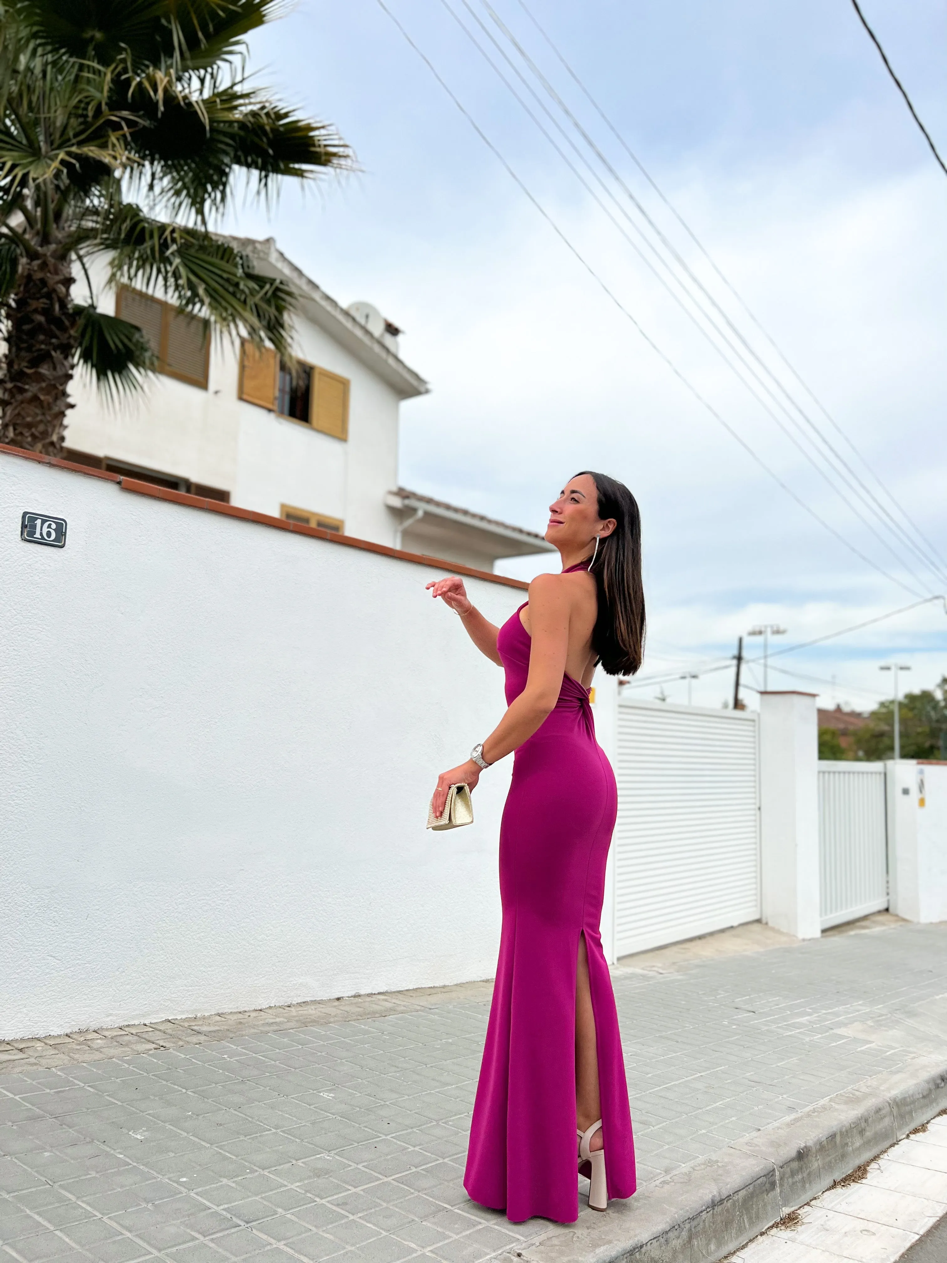 Vestido halter sirena rosa sold by Sorellas product image thumbnail 5