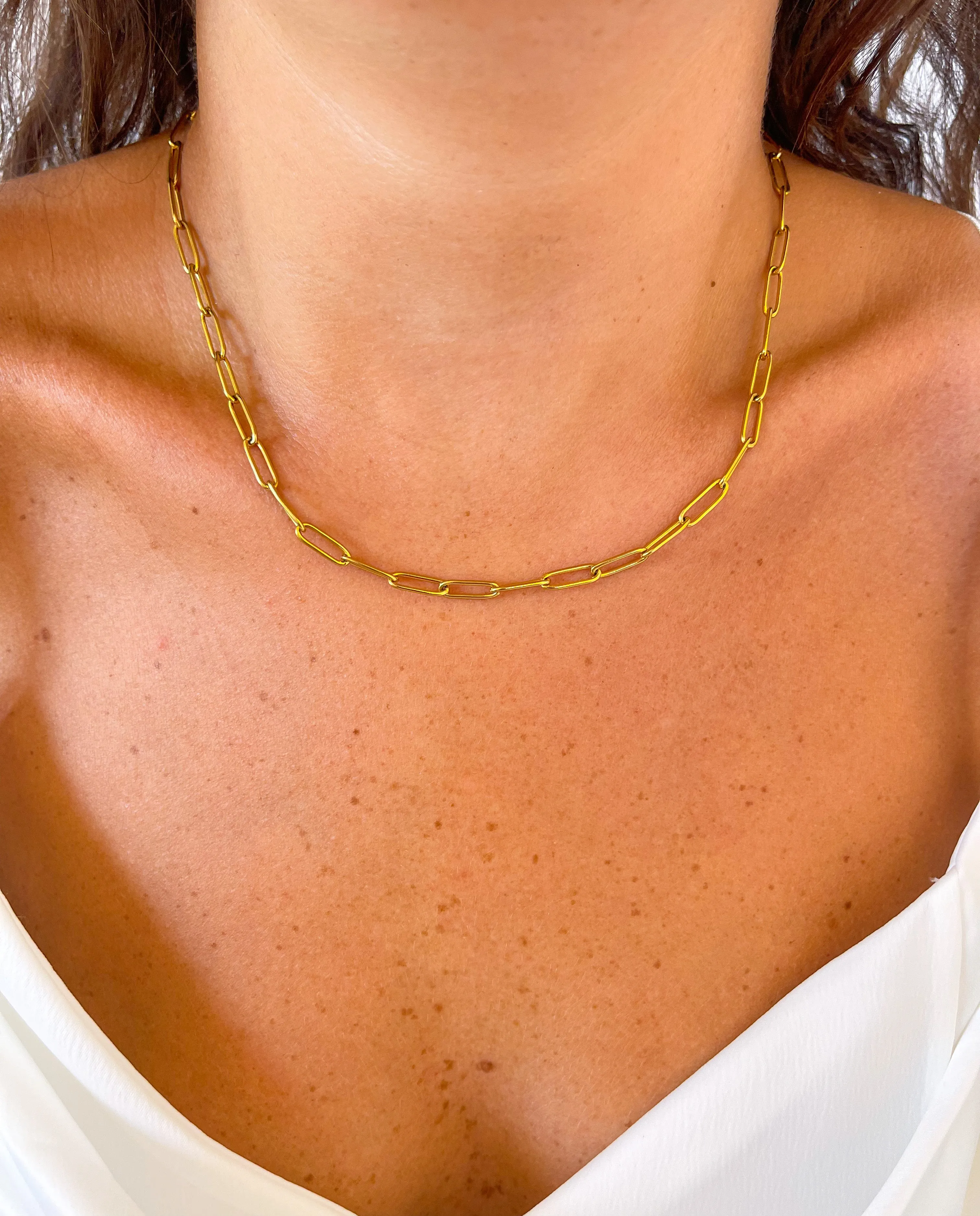 Collar eslabones dorados sold by Sorellas product image thumbnail 2