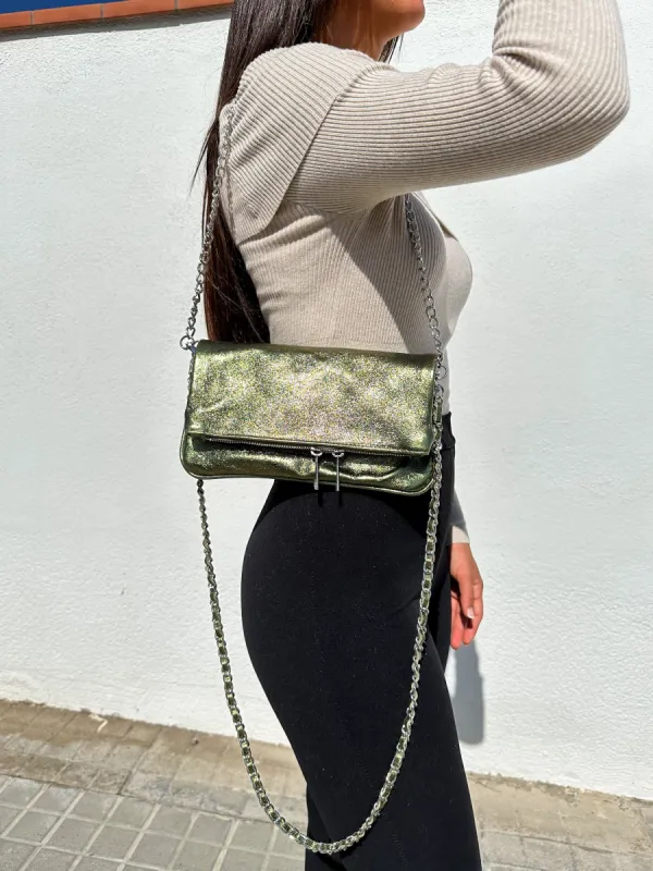 Bolso piel cadenas metalizado caqui sold by Sorellas
