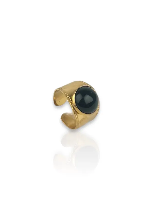 Anillo big black dorado sold by Sorellas