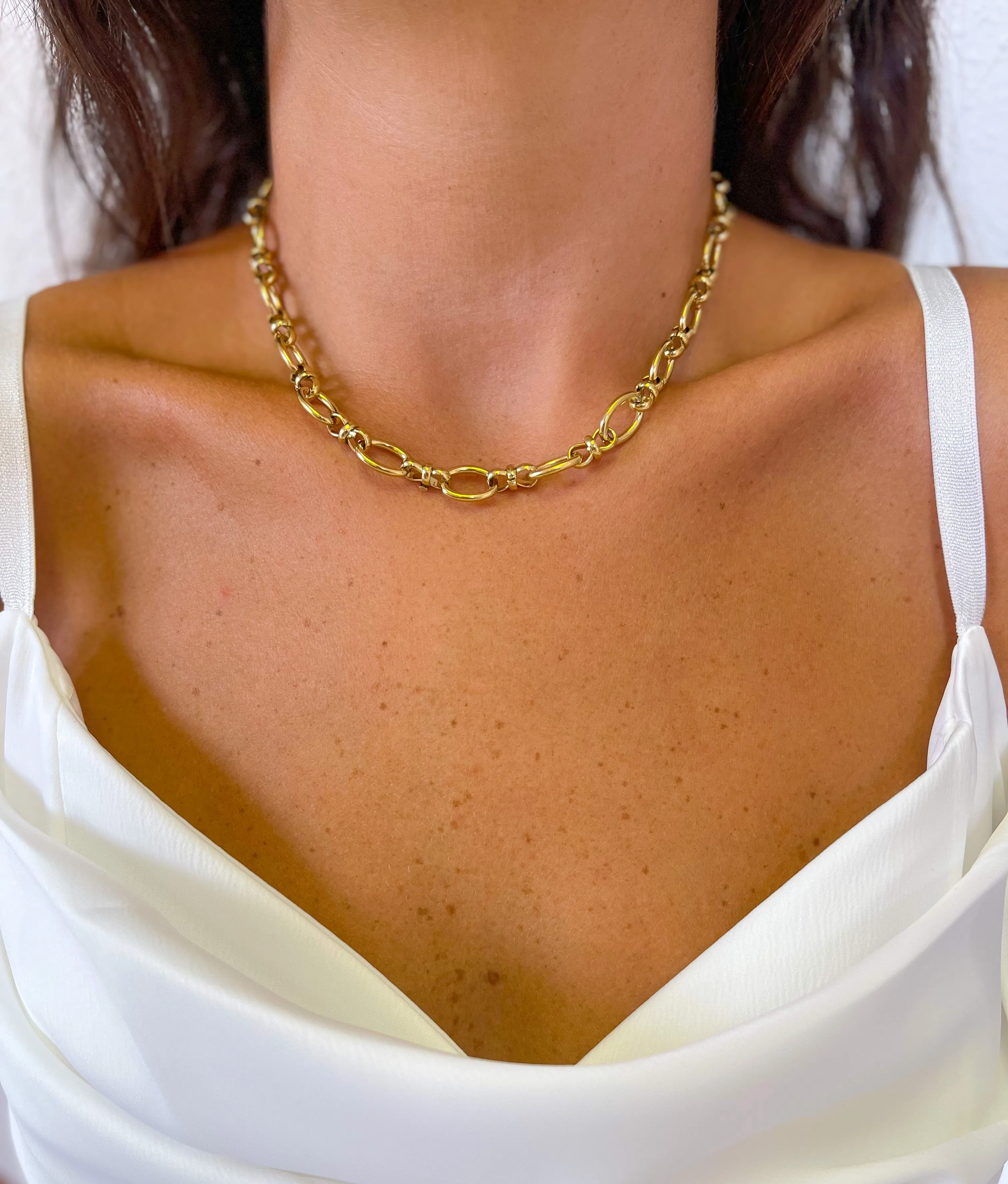 Colgante óvalos dorado sold by Sorellas