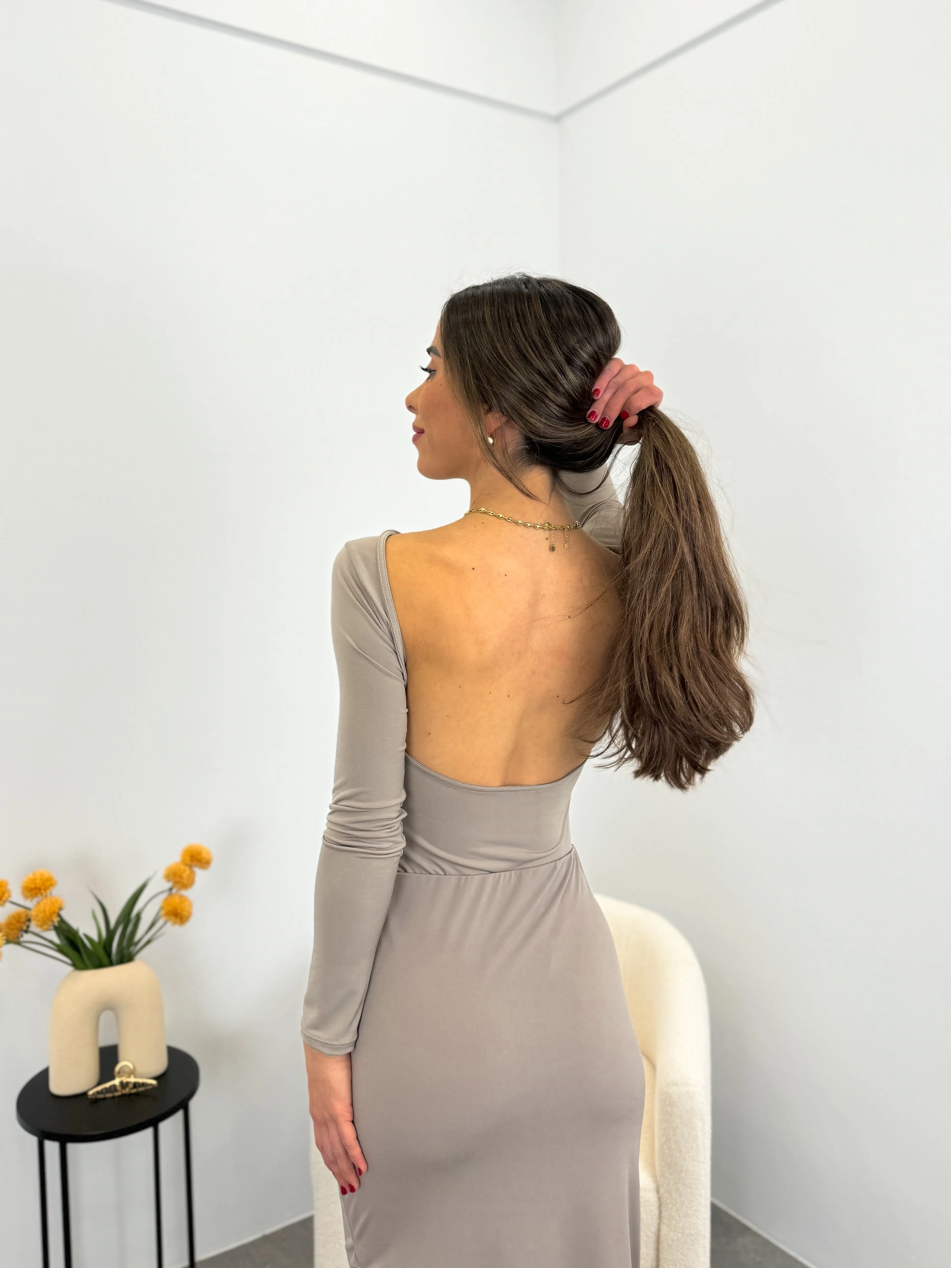 Body espalda abertura beige sold by Sorellas