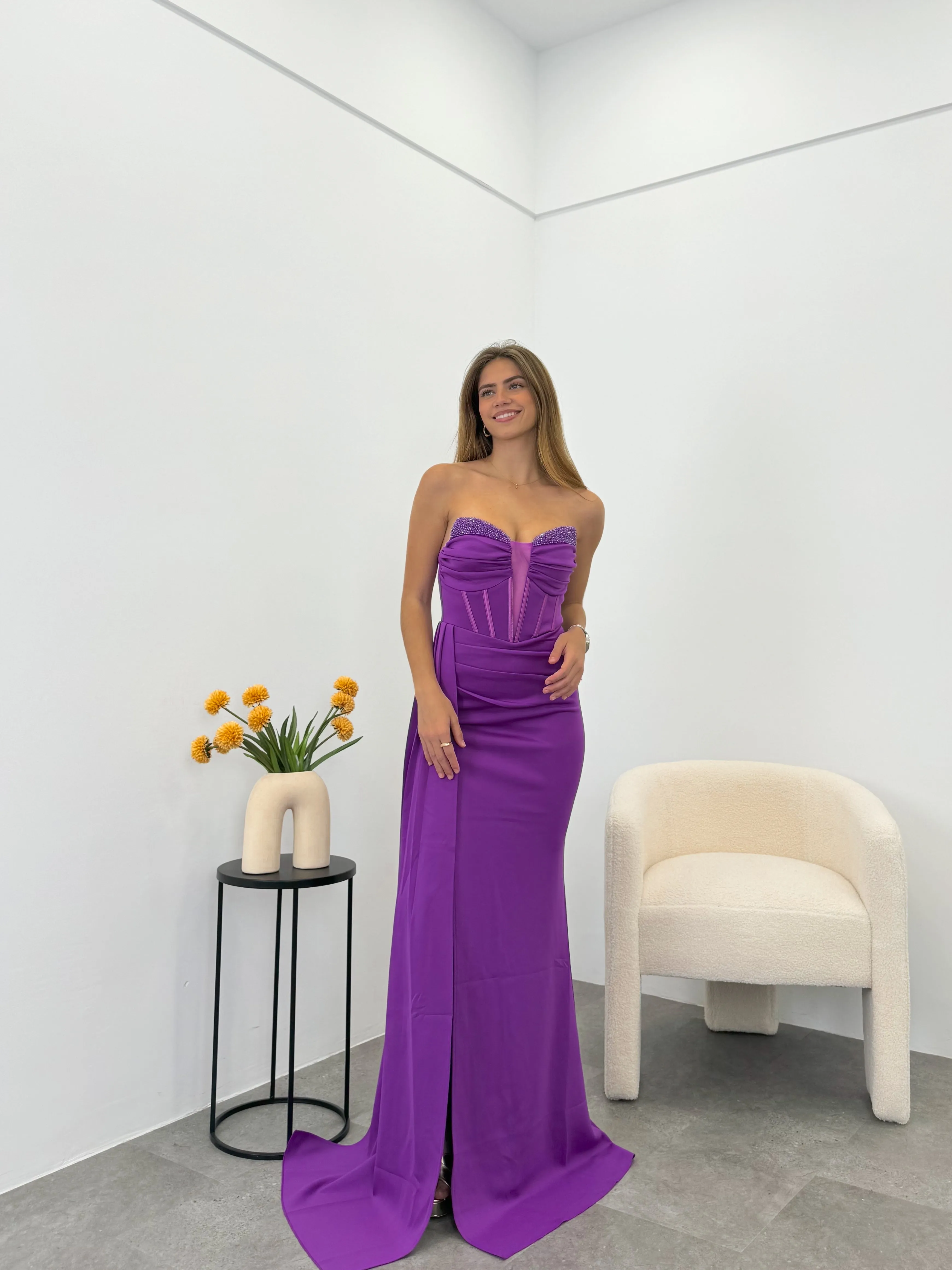 Vestido copas pedrería morado sold by Sorellas product image thumbnail 3