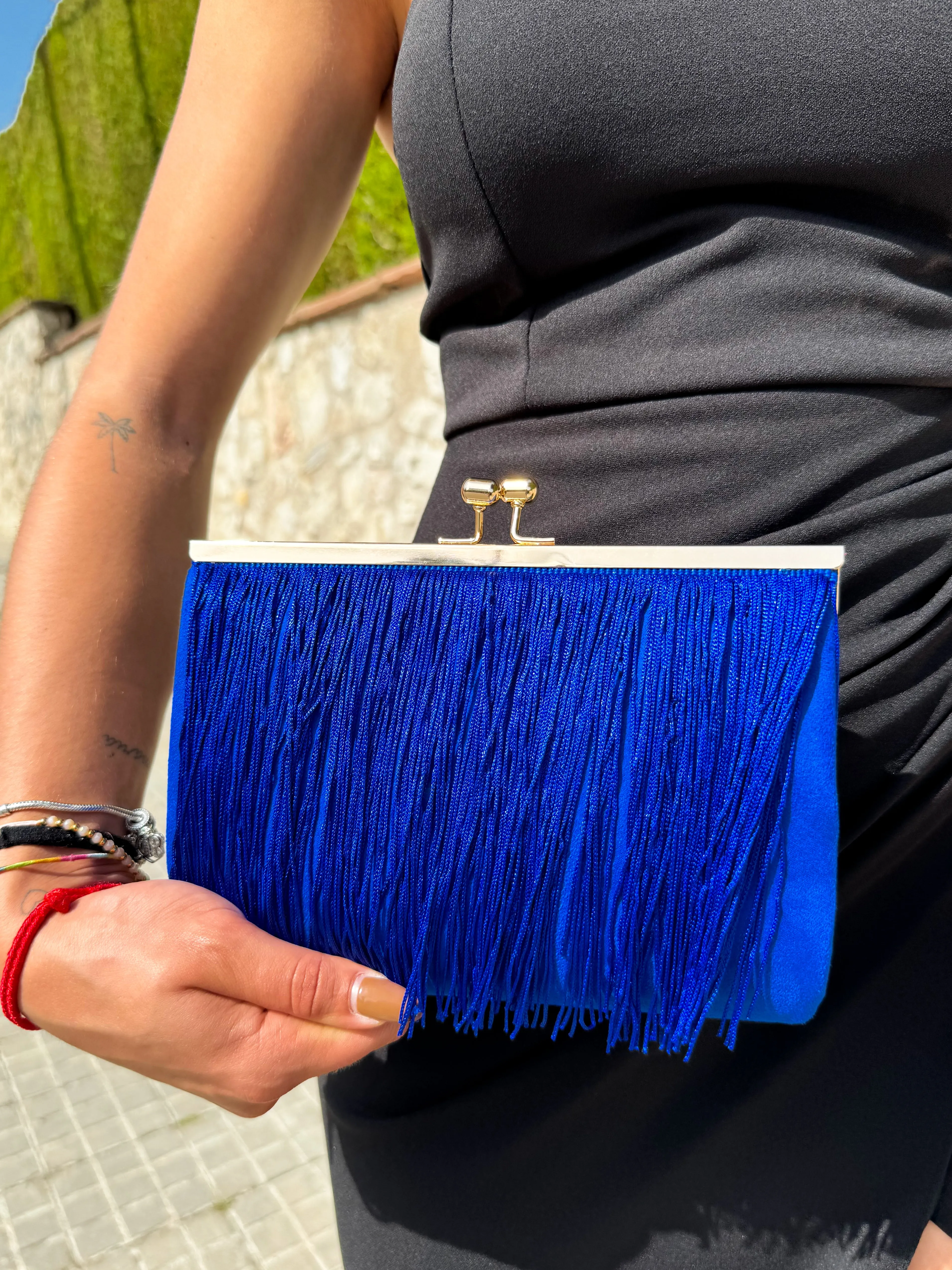 Clutch ante flecos azul sold by Sorellas product image thumbnail 4