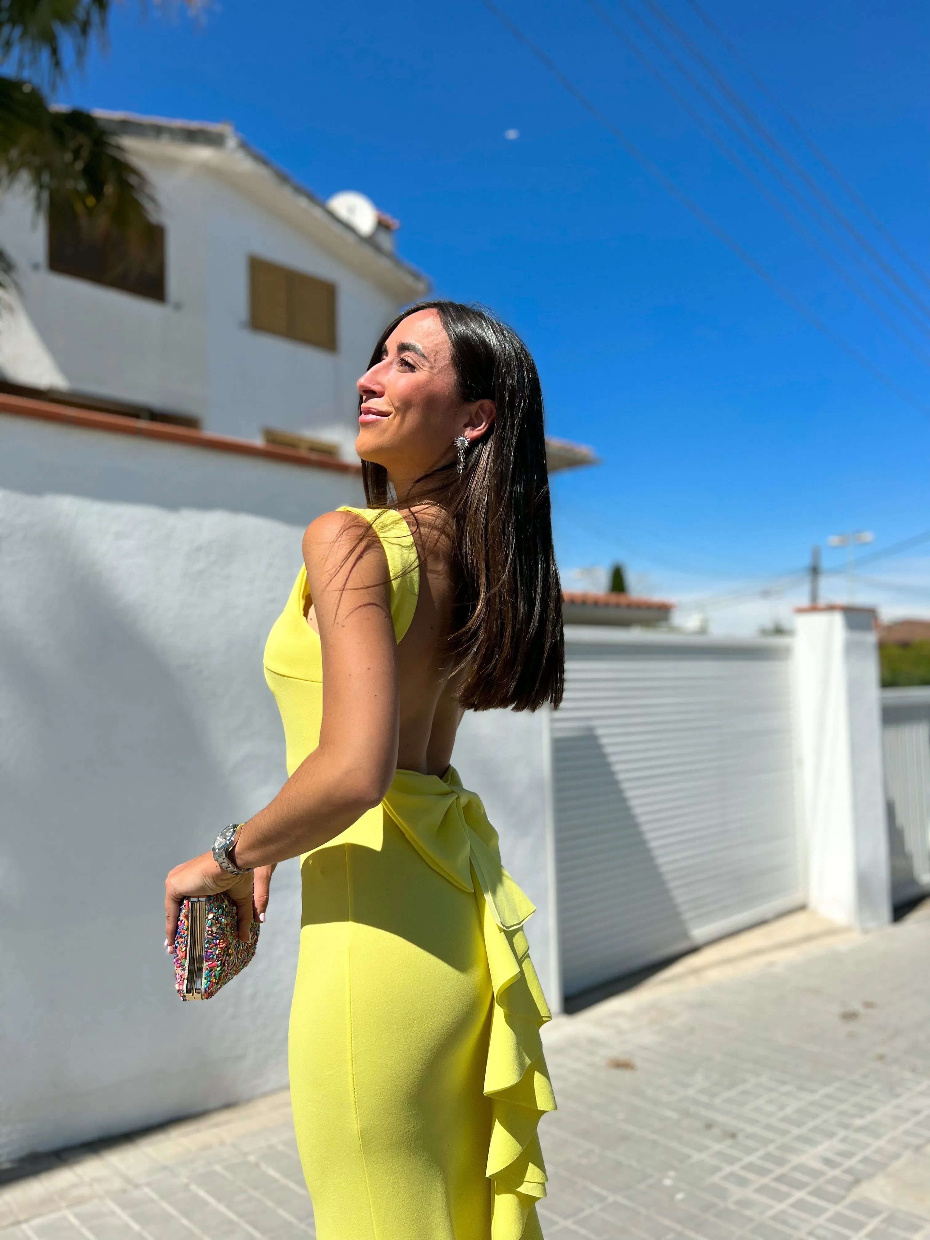 Vestido largo sirena amarillo sold by Sorellas