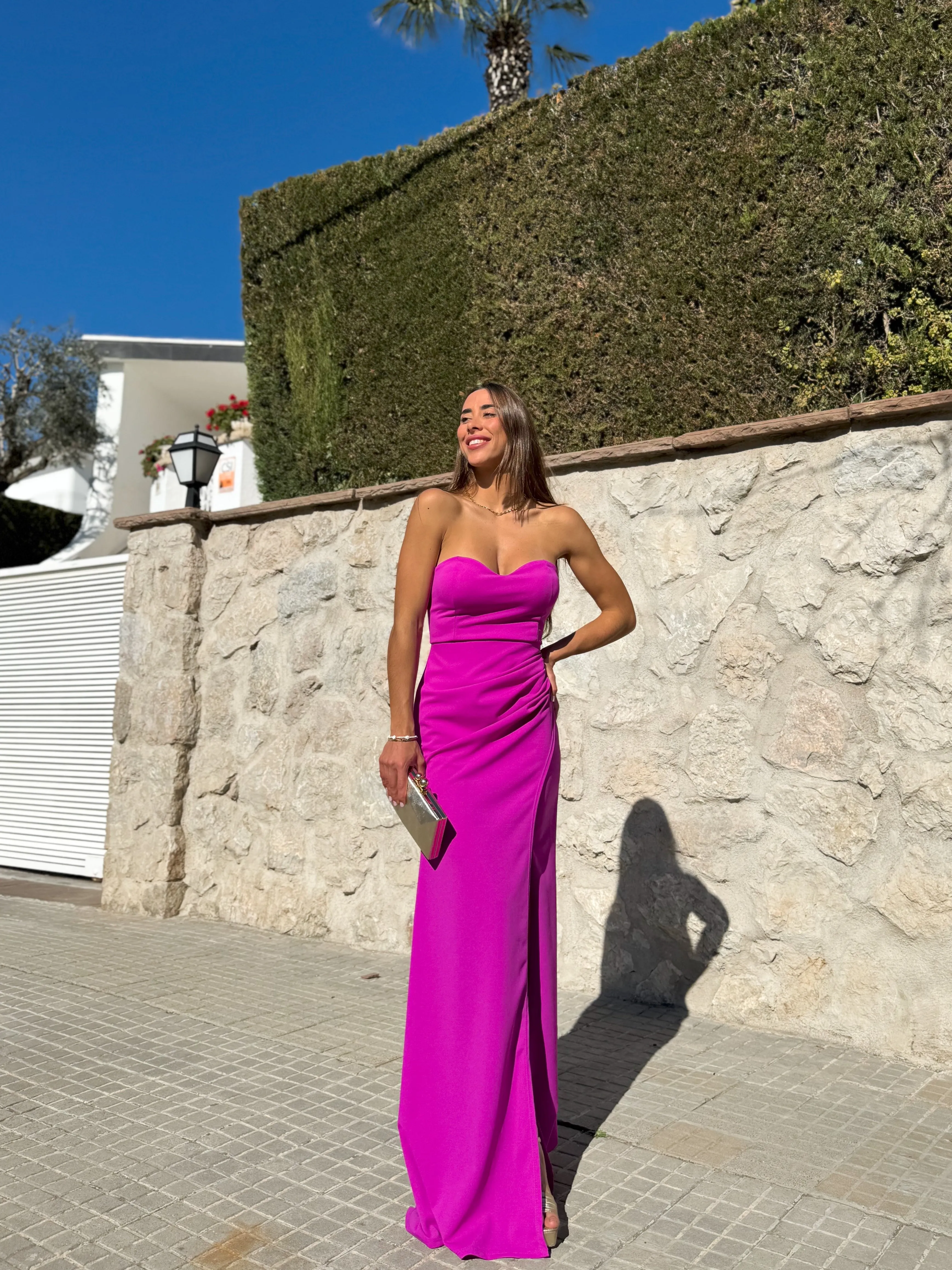 Vestido corazon ajustado fucsia sold by Sorellas product image thumbnail 5