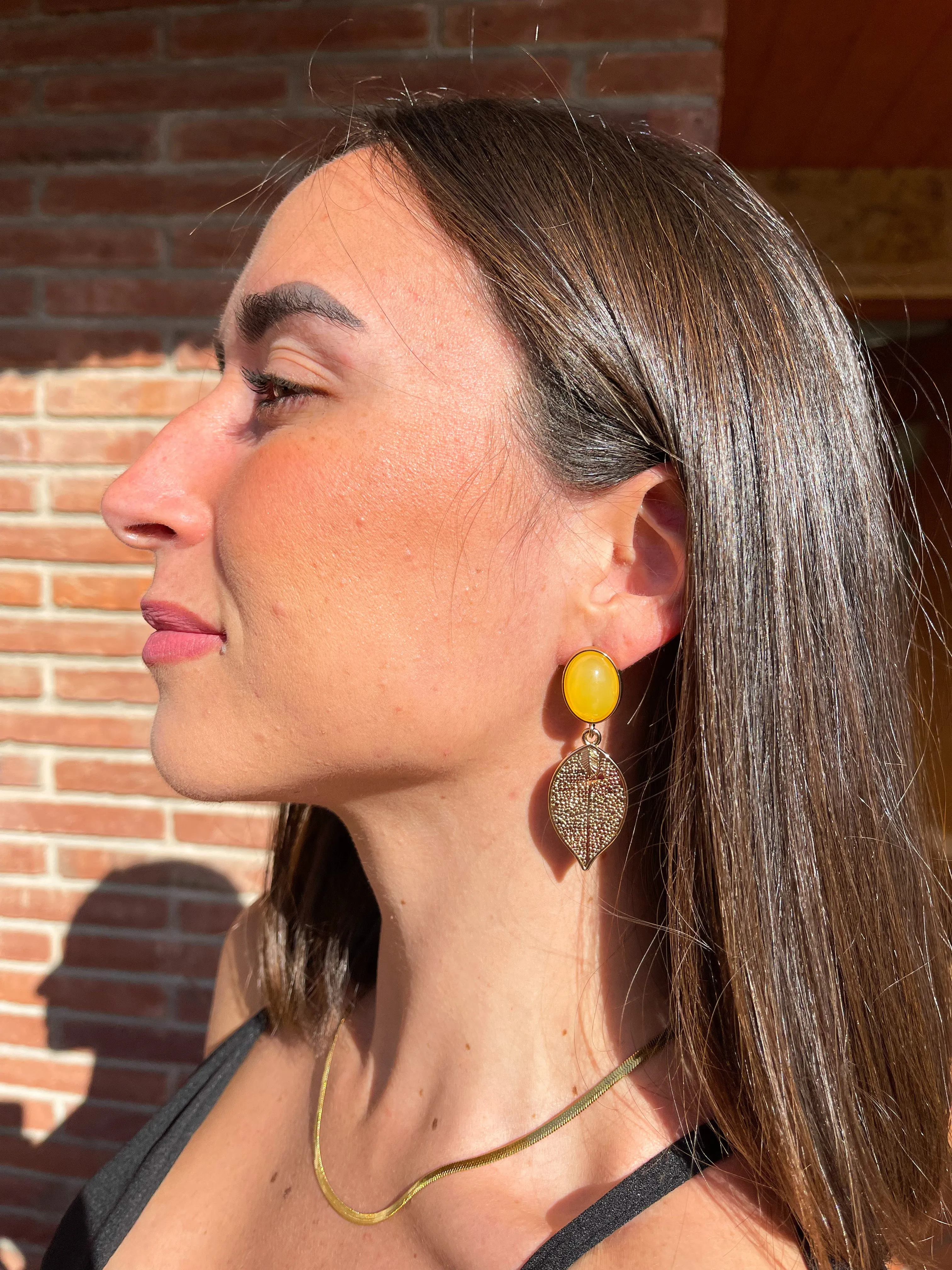 Pendientes hoja piedra amarilla sold by Sorellas product image thumbnail 2