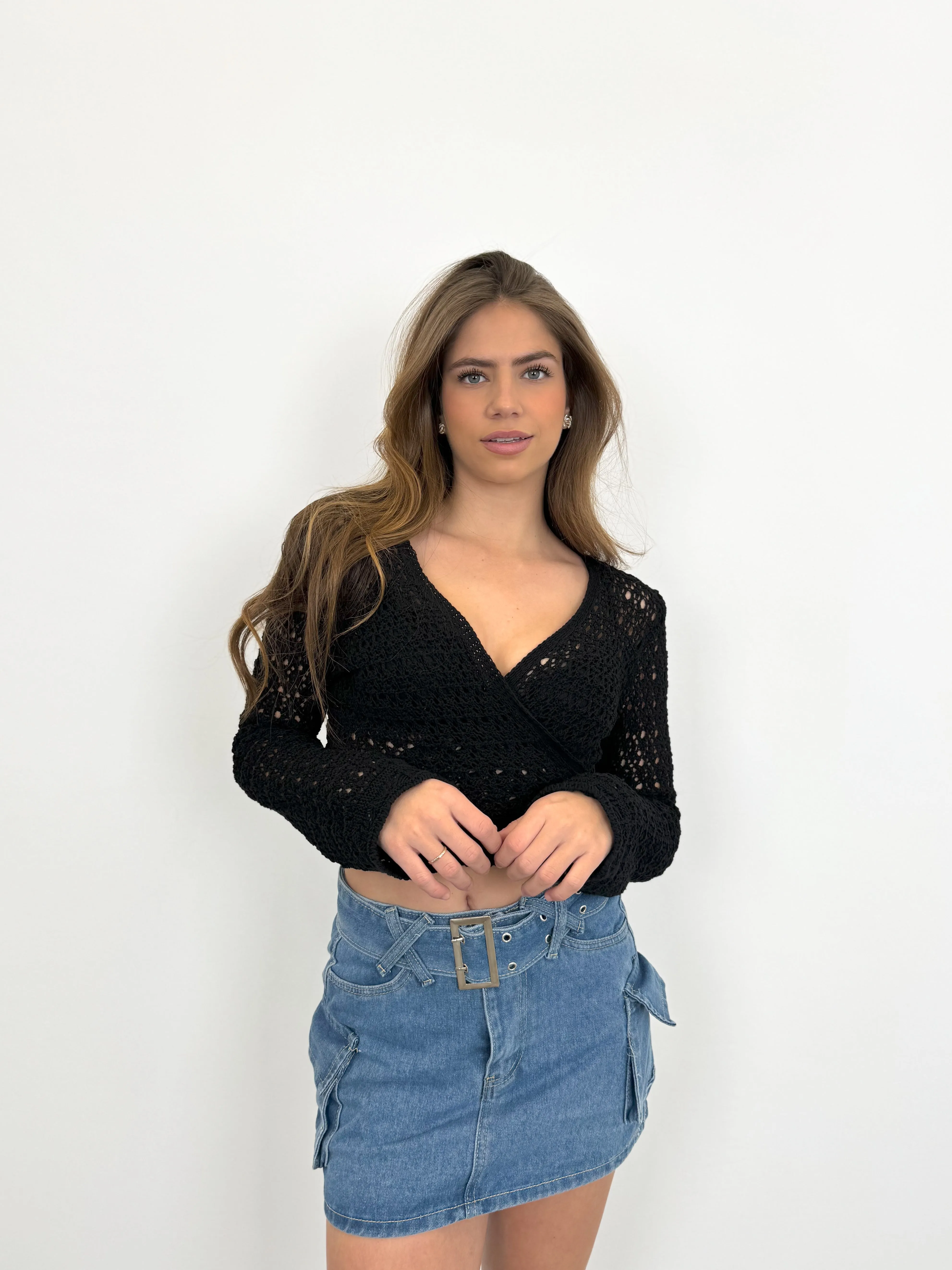 Jersey cruzado calado negro sold by Sorellas product image thumbnail 3