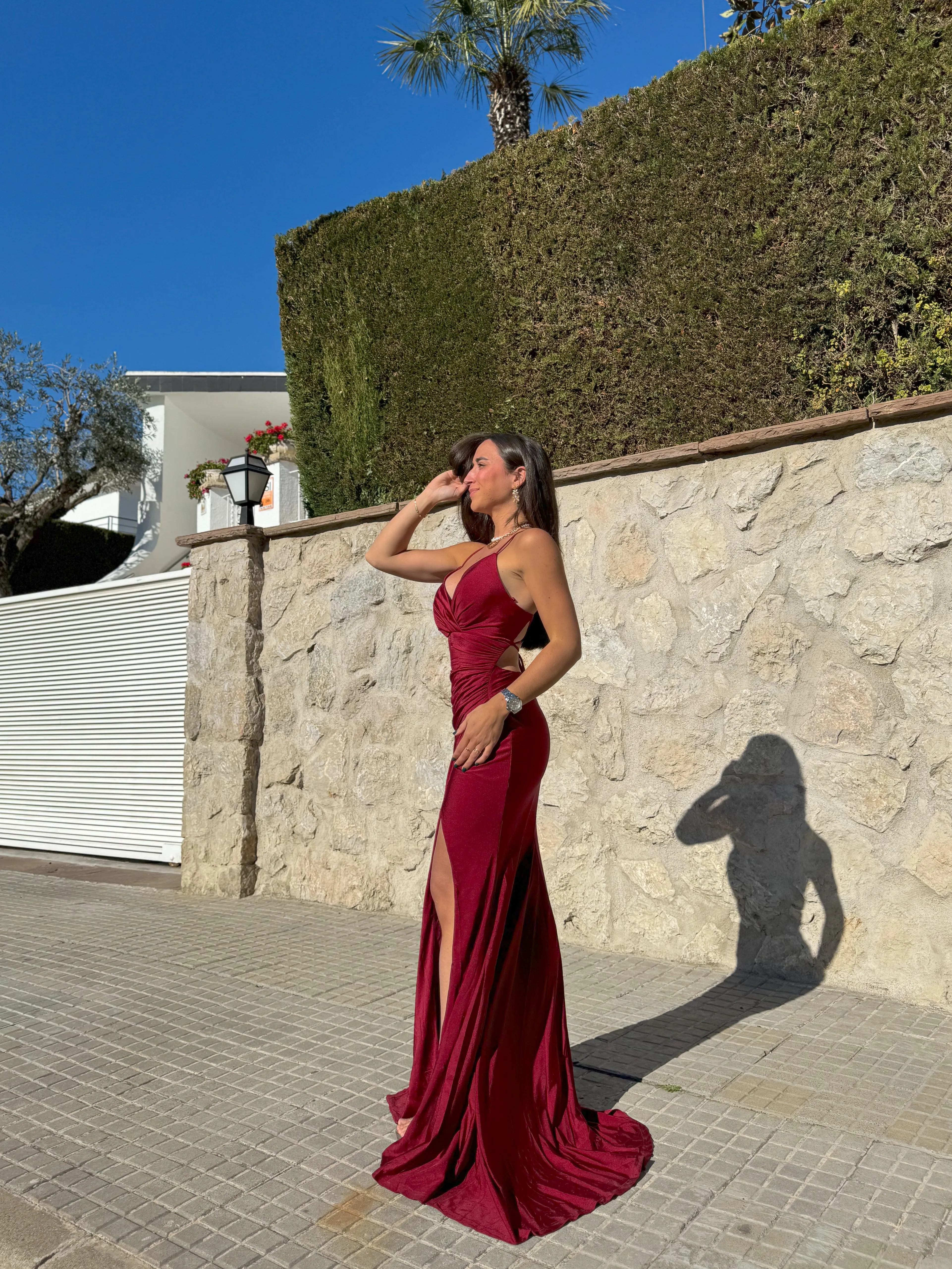 Vestido sirena entrelazado vino sold by Sorellas product image thumbnail 4