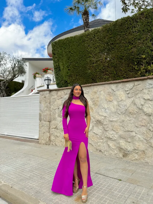 Vestido asim manga choker amarena sold by Sorellas