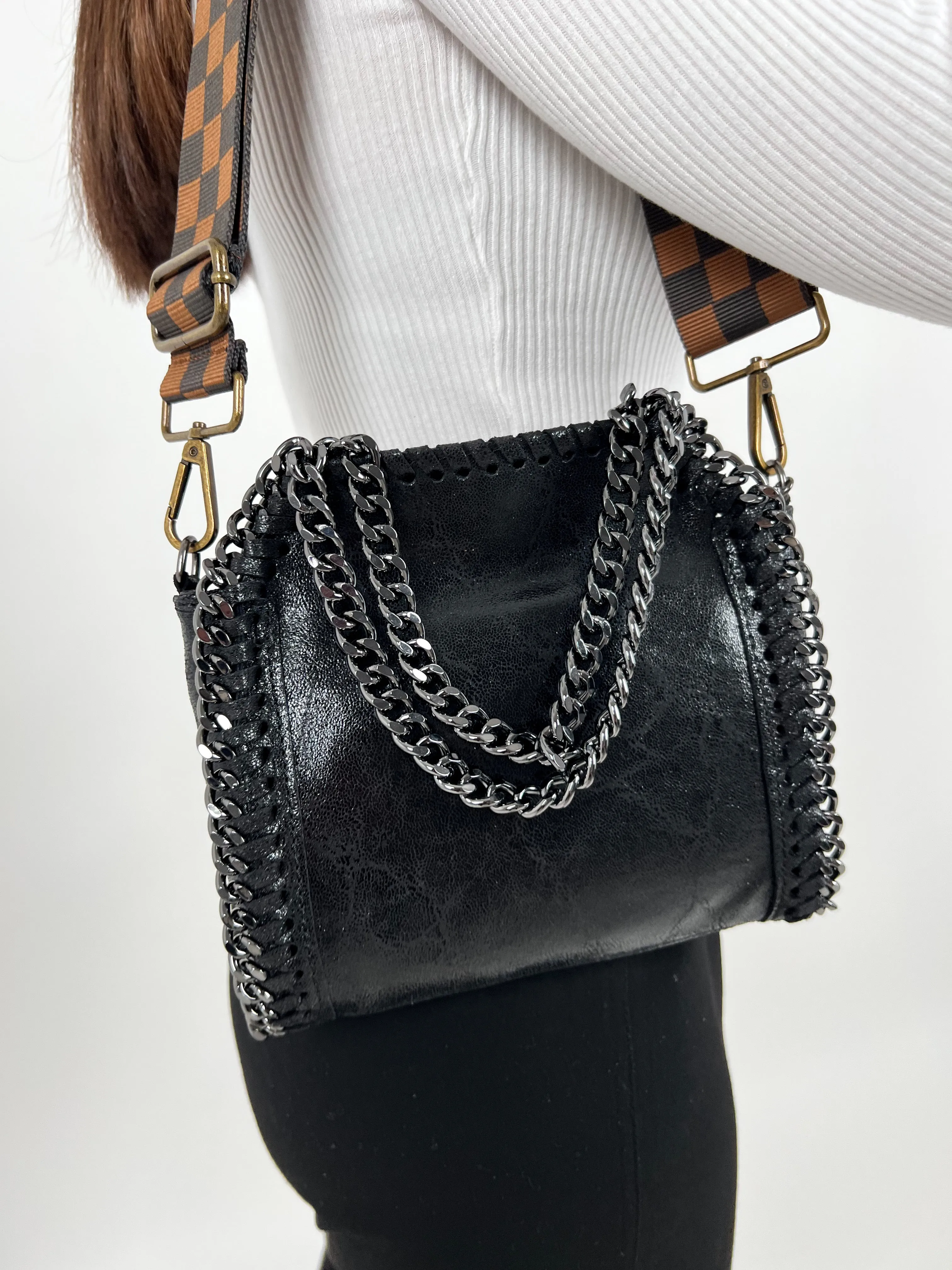 Bolso mini bag brillo negro sold by Sorellas product image thumbnail 5