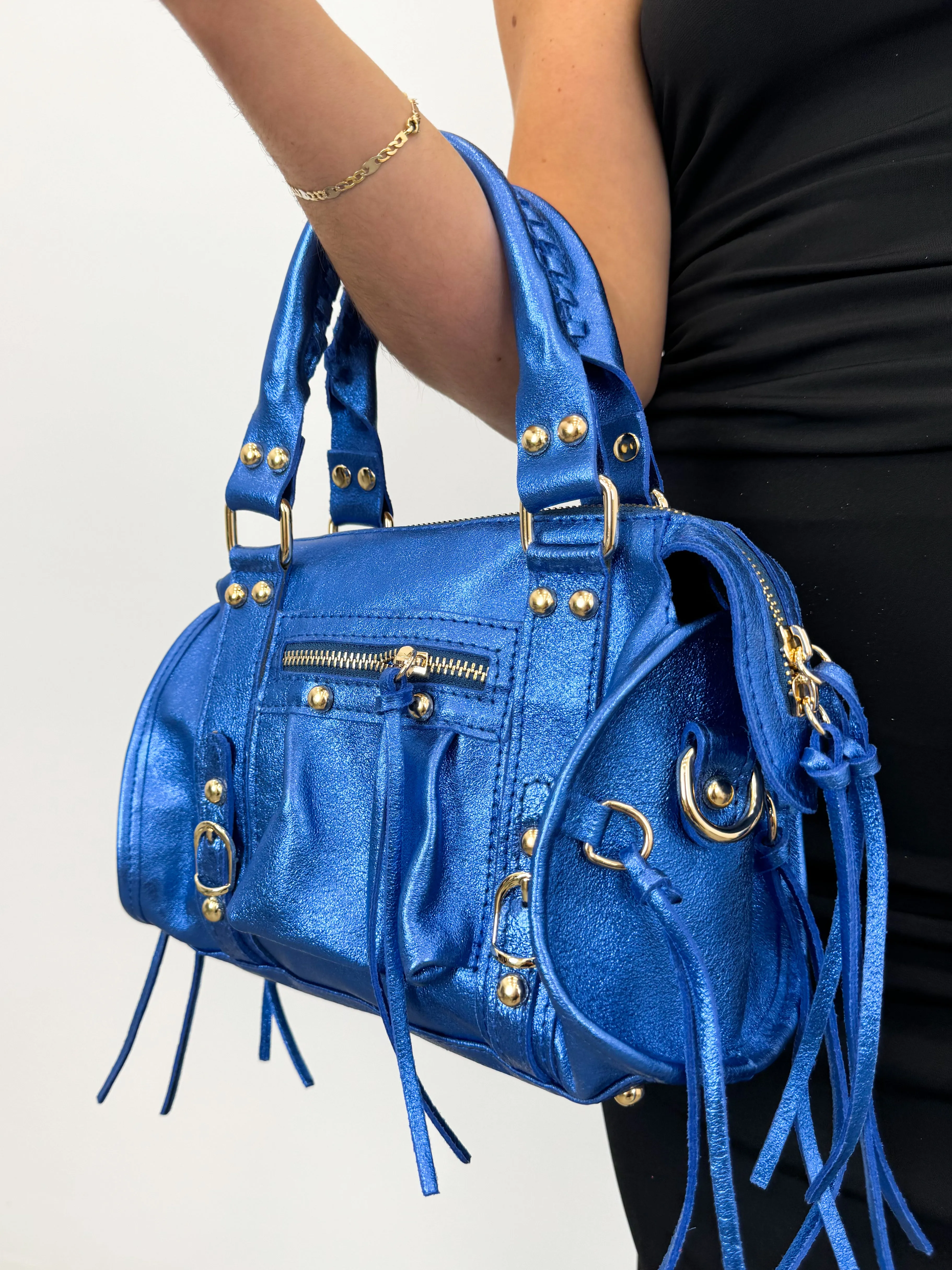 Bolso hebillas piel brillos klein sold by Sorellas