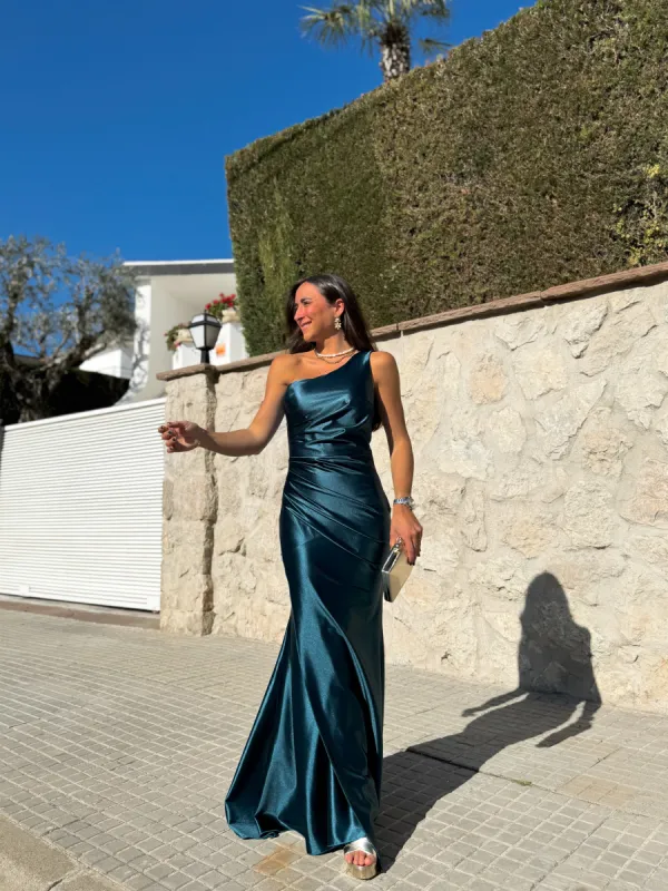 Vestido asim satinado cola petróleo sold by Sorellas