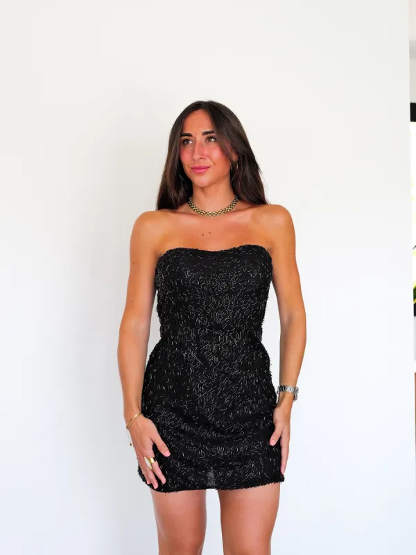 Vestido mini palabra detalle negro sold by Sorellas