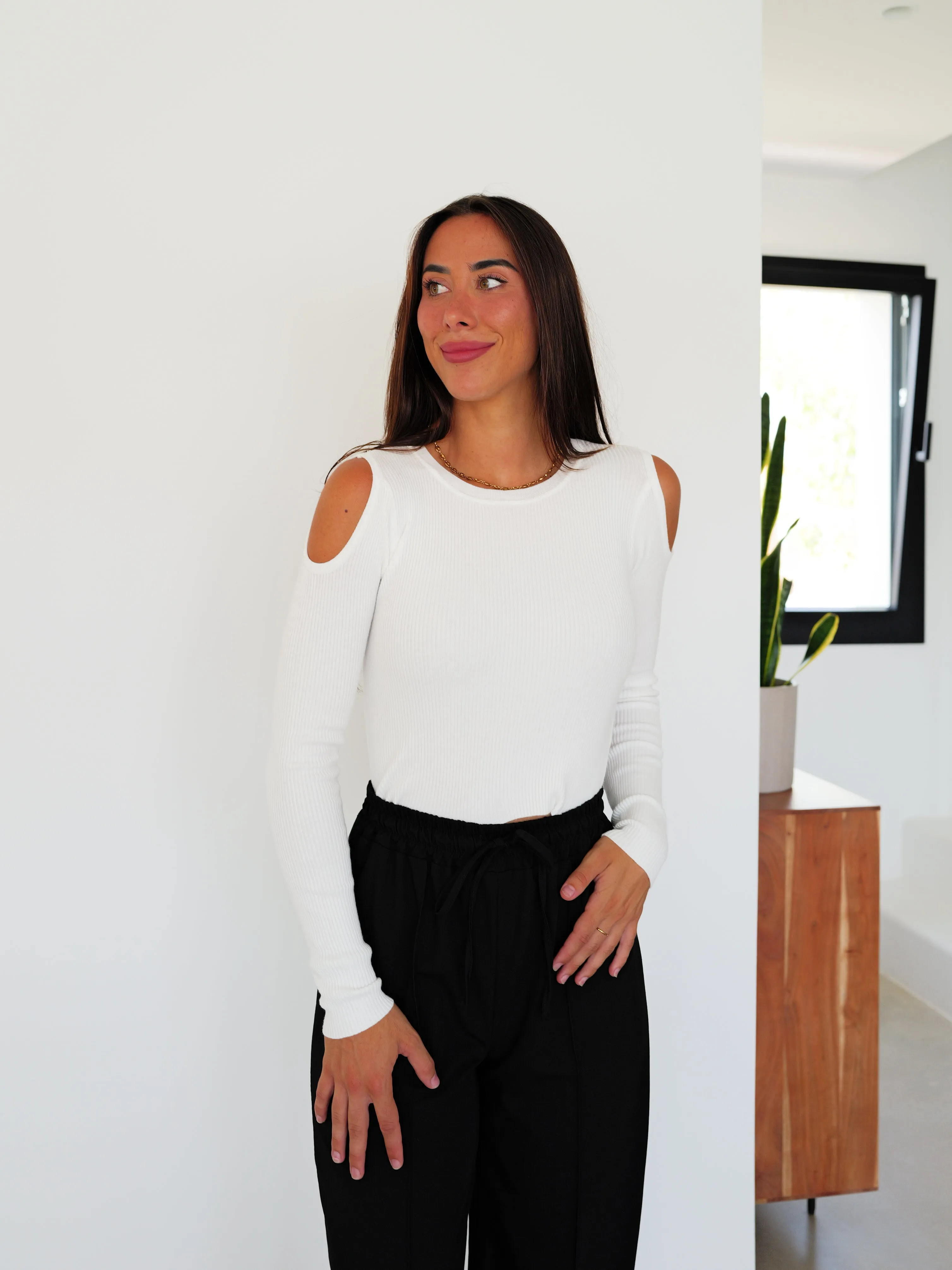 Jersey hombro canale blanco sold by Sorellas product image thumbnail 2