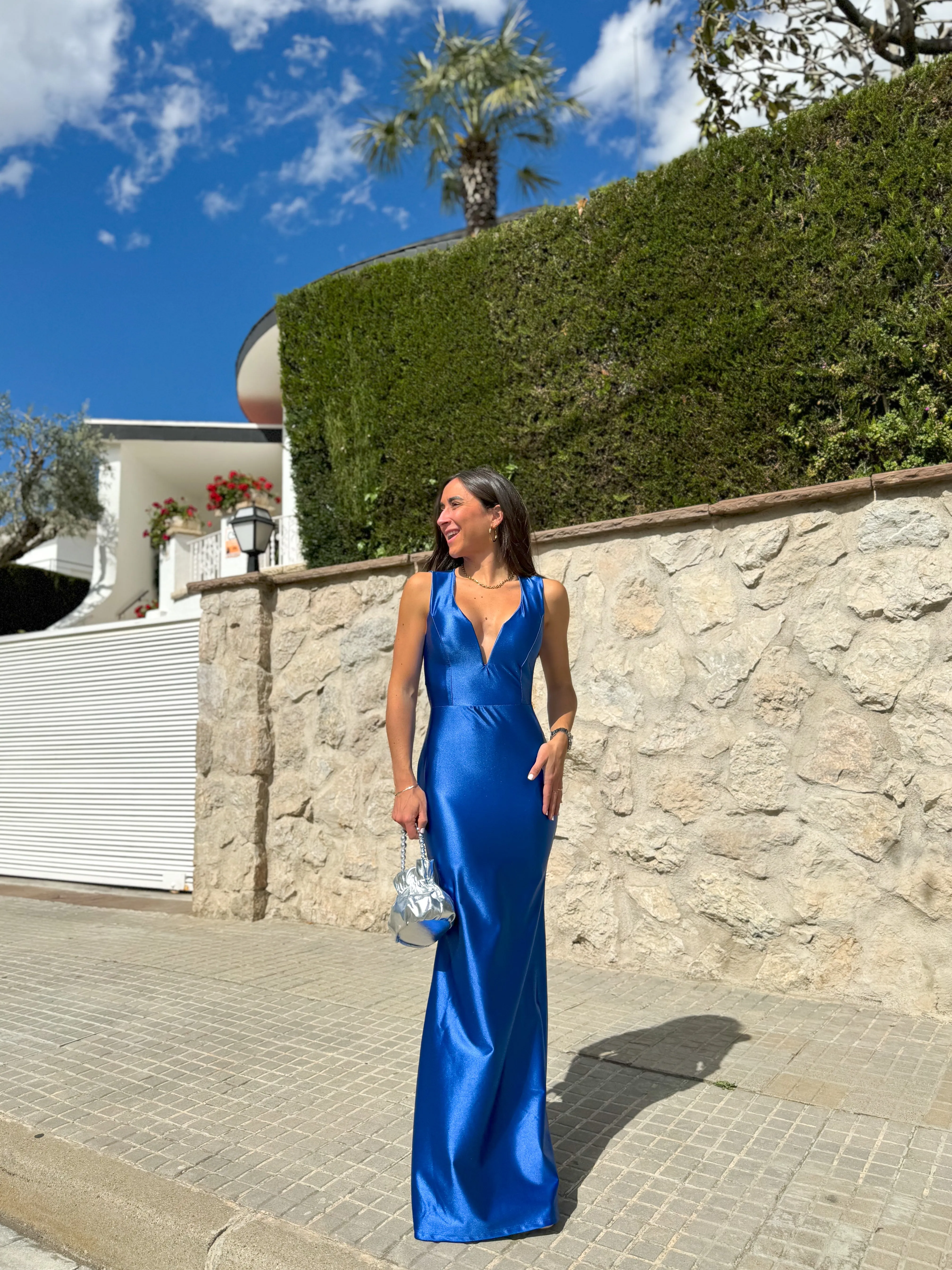 Vestido corazon satinado azul sold by Sorellas