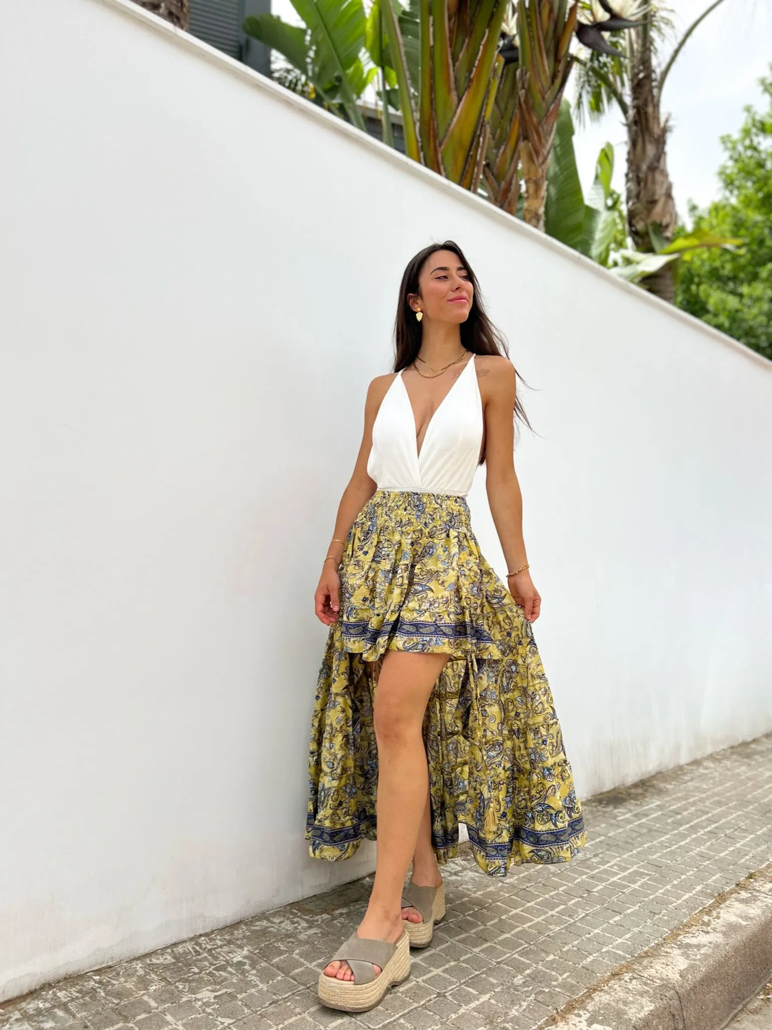 Falda asimétrica boho lima sold by Sorellas product image thumbnail 4