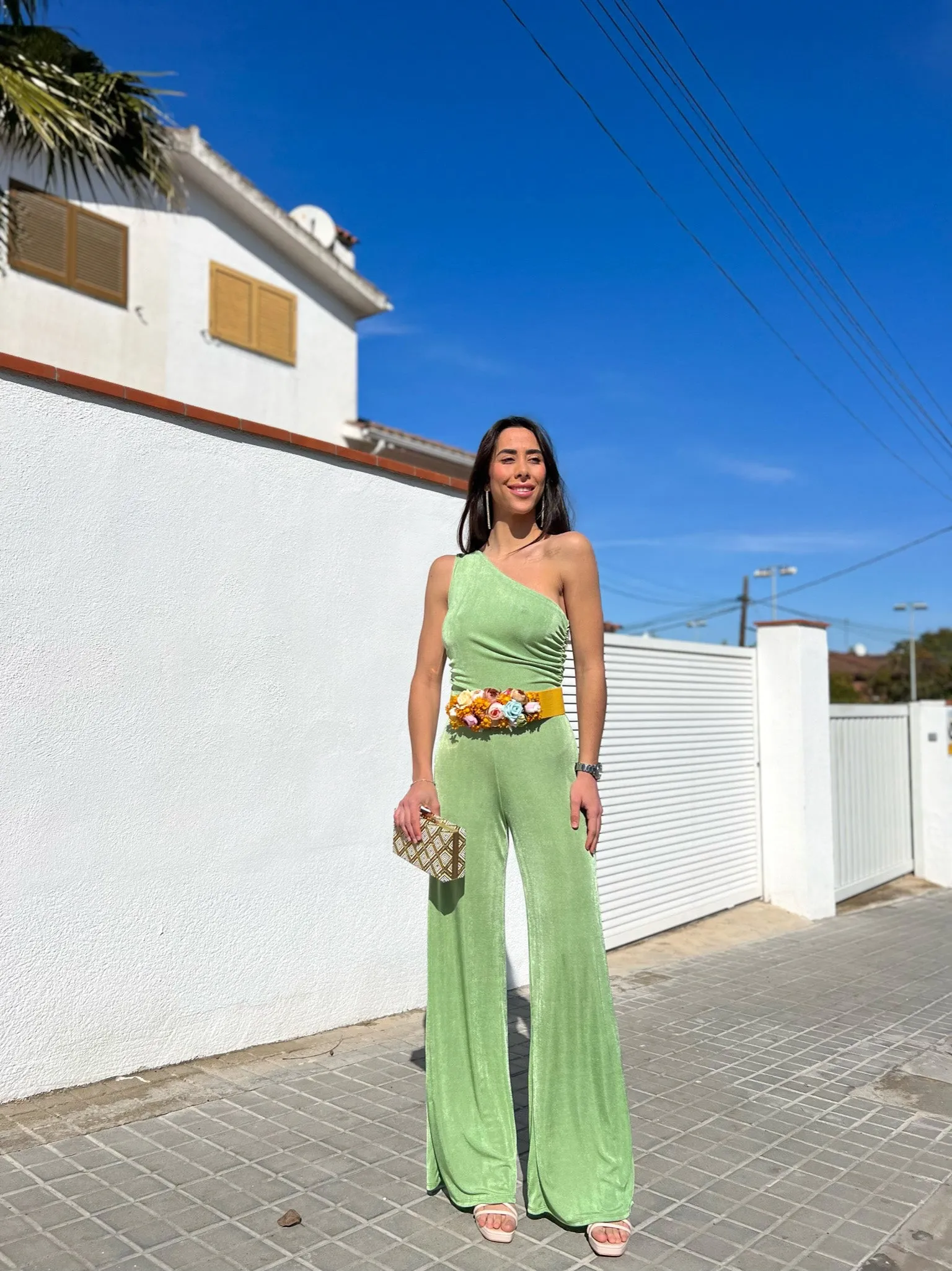 Cinturón flores mostaza sold by Sorellas product image thumbnail 2