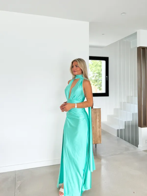 Vestido pico choker satin turquesa sold by Sorellas