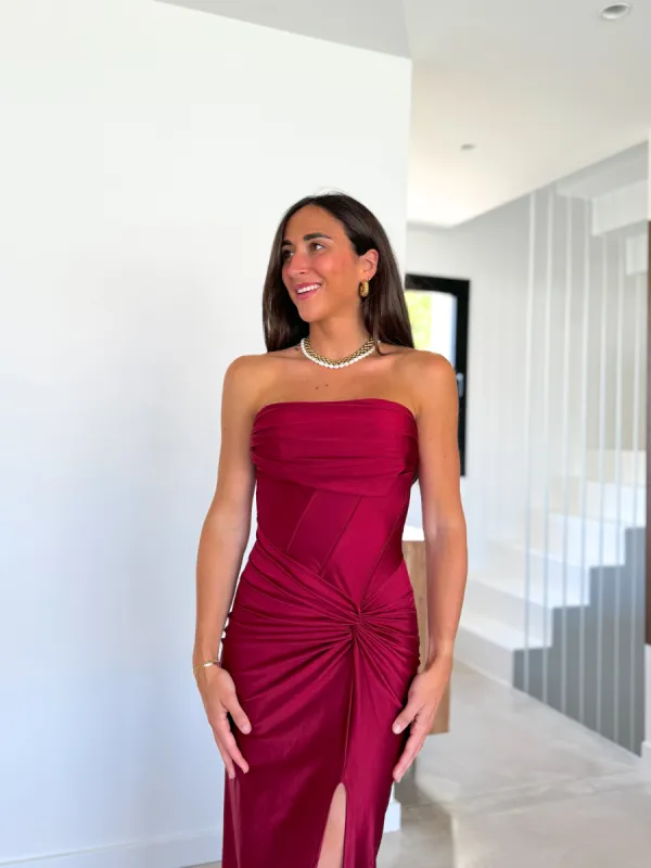 Vestido corsé banda nudo burdeos sold by Sorellas