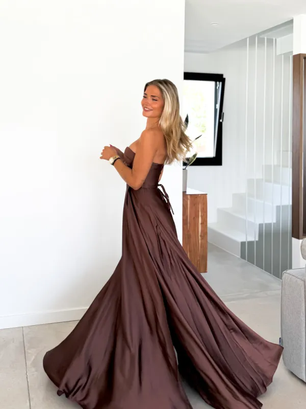 Vestido corse palabra chocolate sold by Sorellas