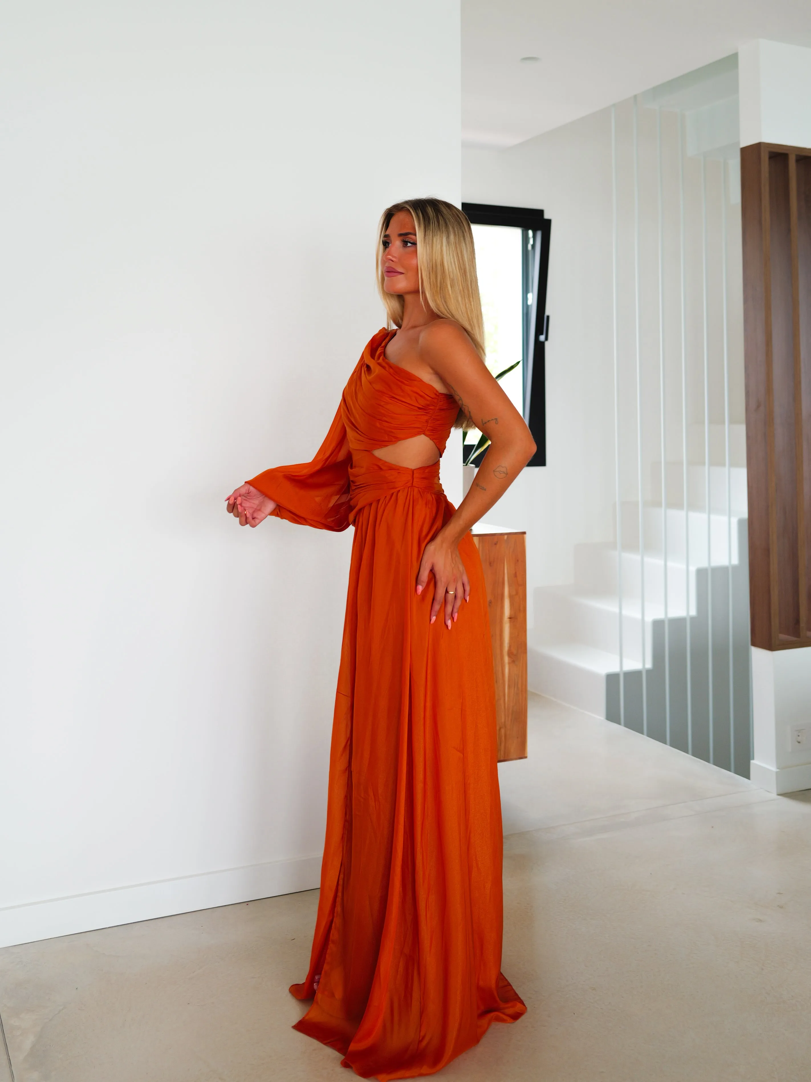 Vestido tulle manga asim caldera sold by Sorellas product image thumbnail 2