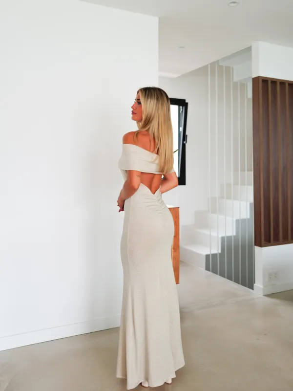 Vestido lurex bardot espalda dorado sold by Sorellas