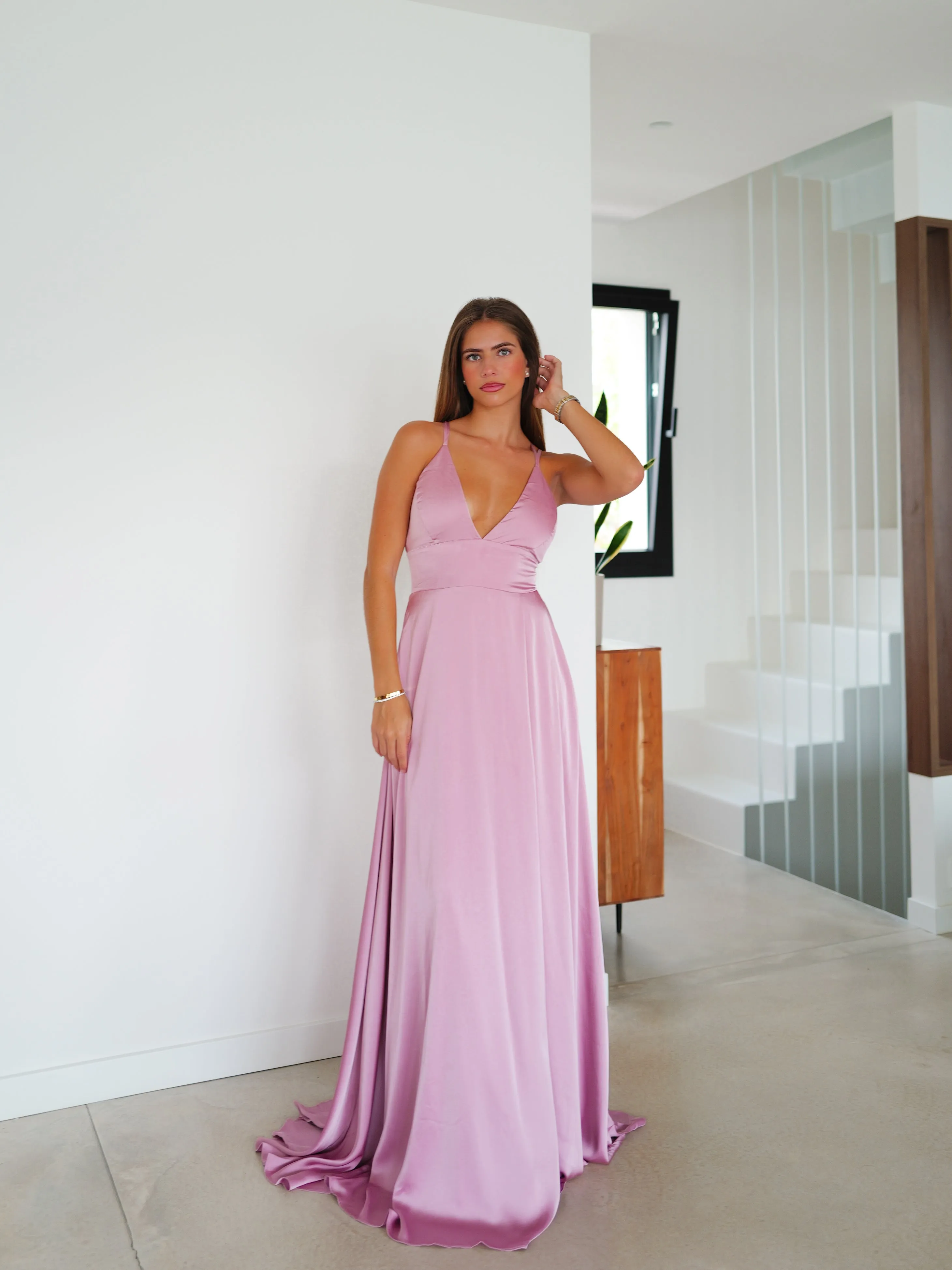Vestido raso entrelazado rosa sold by Sorellas product image thumbnail 3