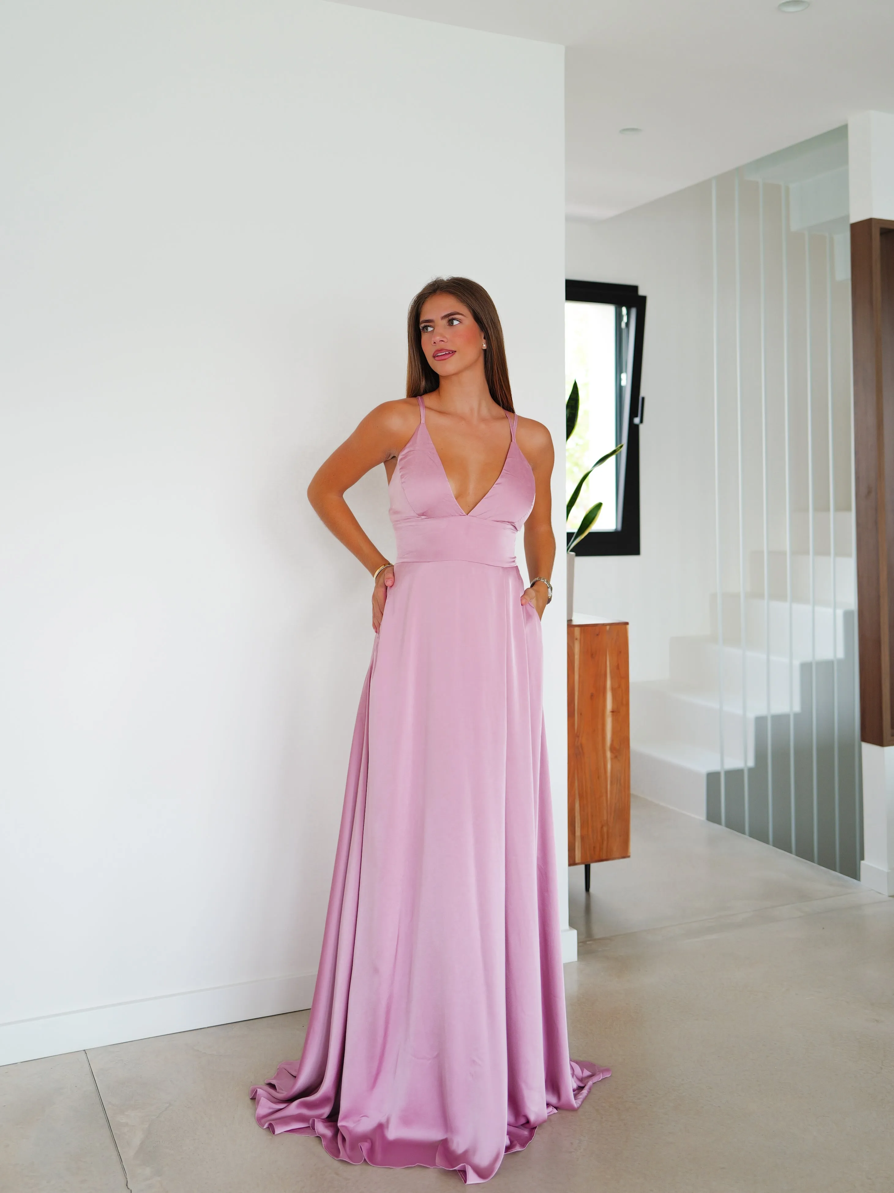 Vestido raso entrelazado rosa sold by Sorellas product image thumbnail 4