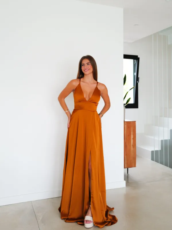 Vestido raso entrelazado teja sold by Sorellas