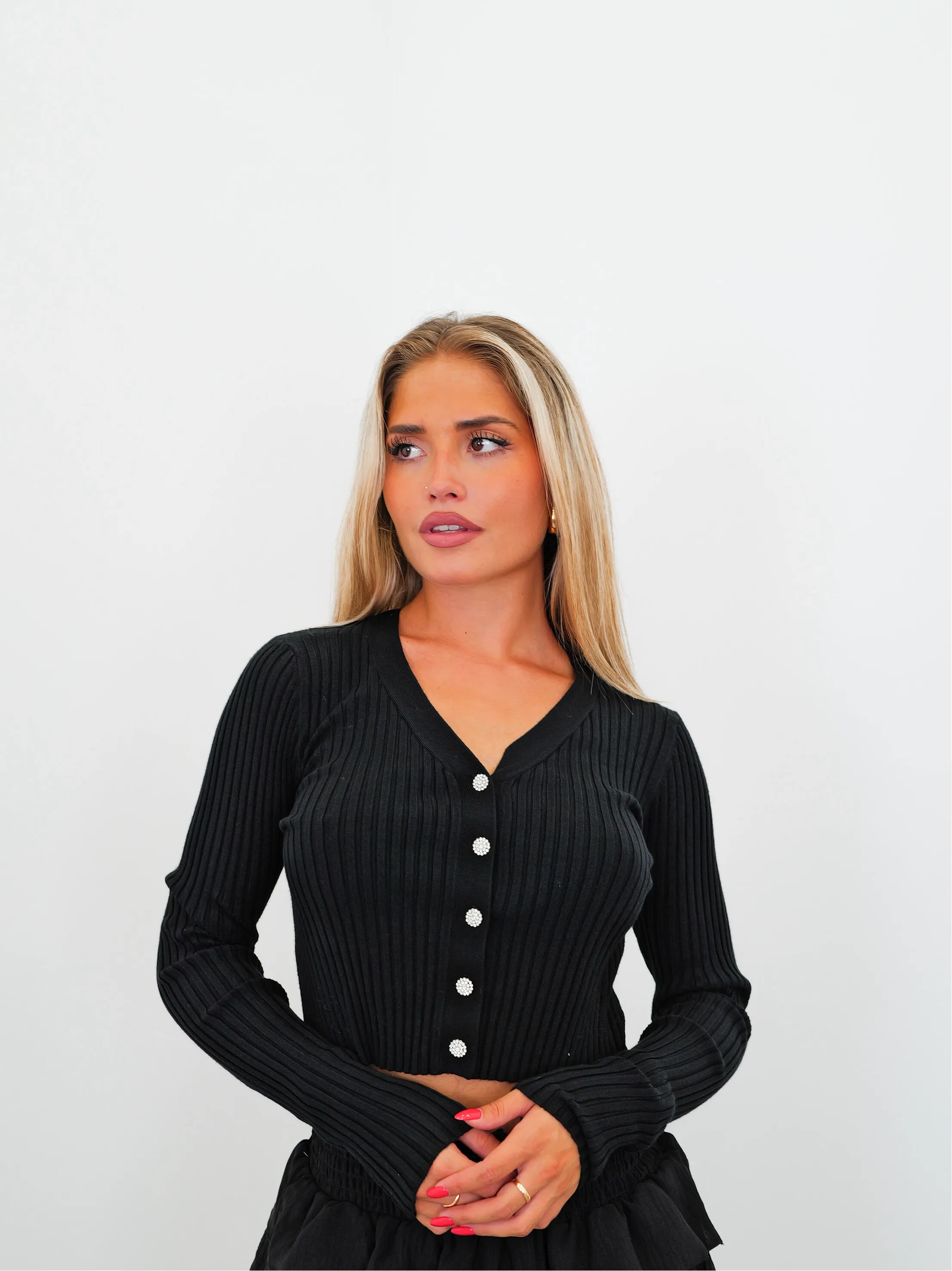 Cardigan botones brillos negro sold by Sorellas