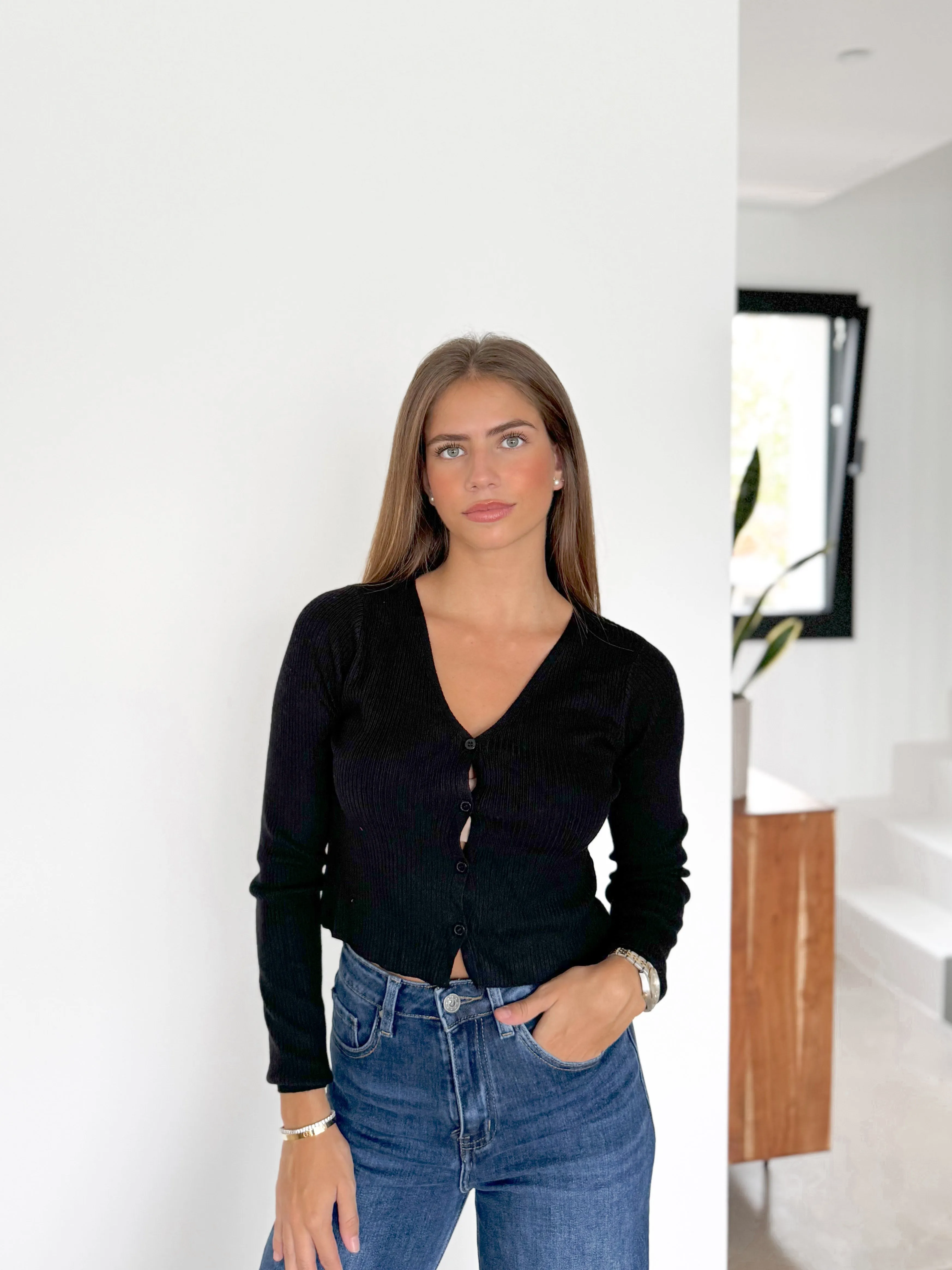 Cardigan canalé botones negro sold by Sorellas product image thumbnail 3