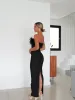 Vestido ajustado plumas negro sold by Sorellas