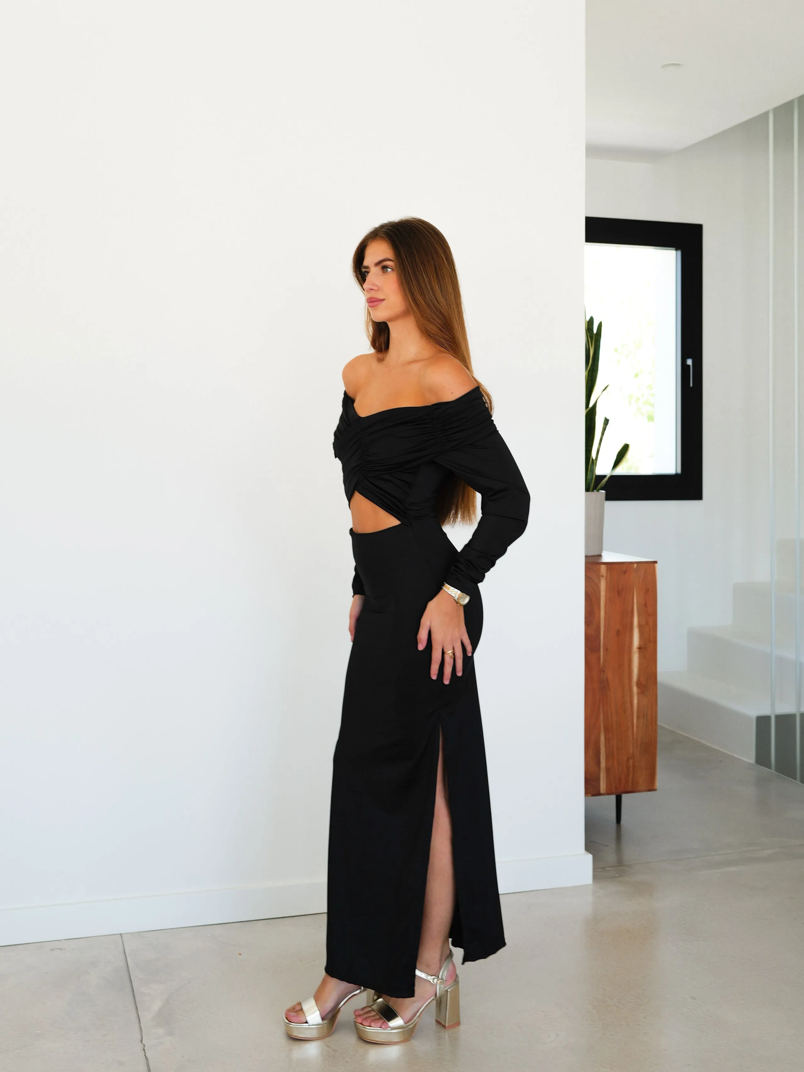 Vestido barco fruncido negro sold by Sorellas