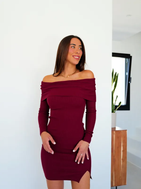Vestido barco punto burdeos sold by Sorellas