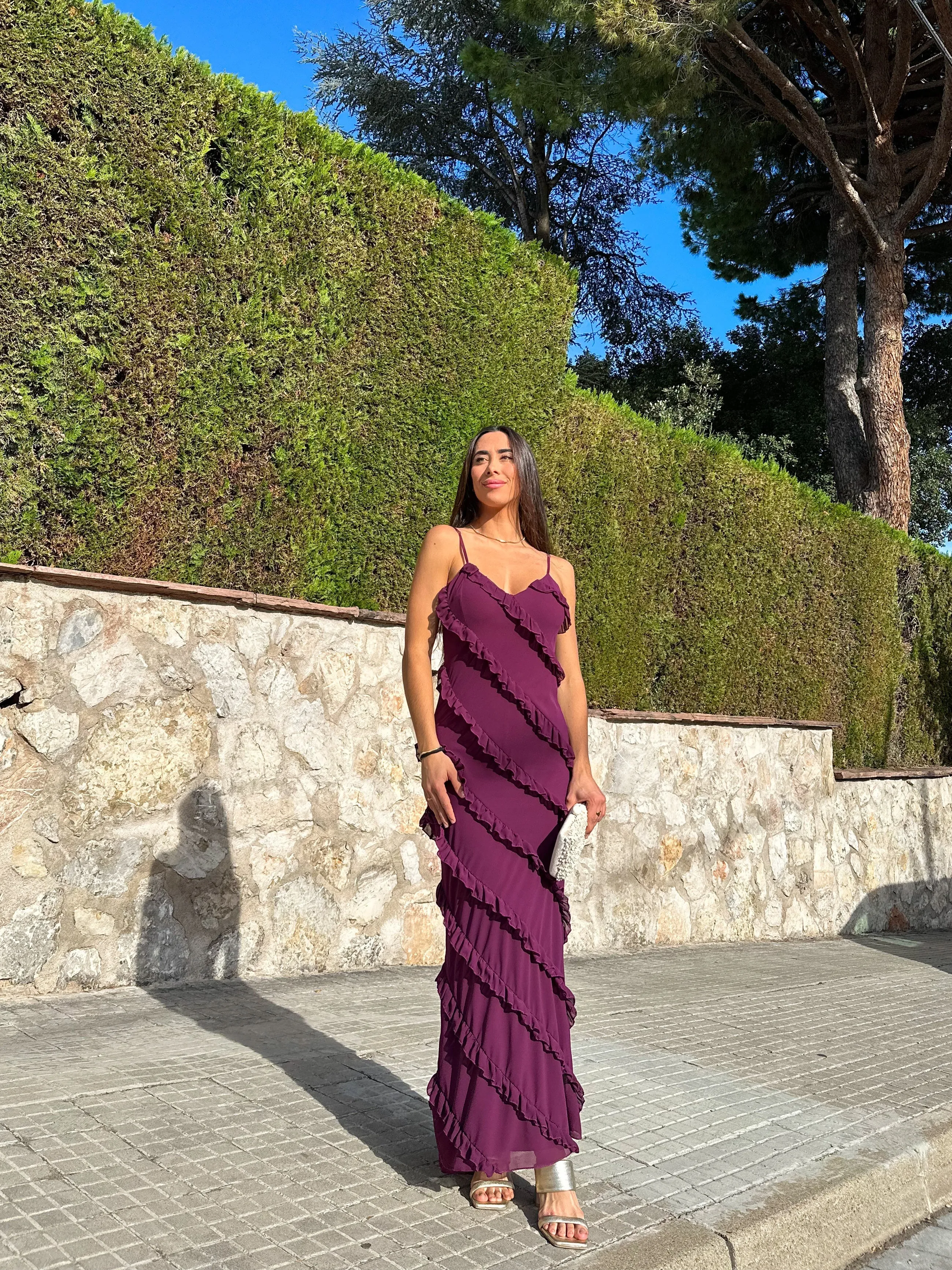 Vestido volantes crepe berenjena sold by Sorellas product image thumbnail 3