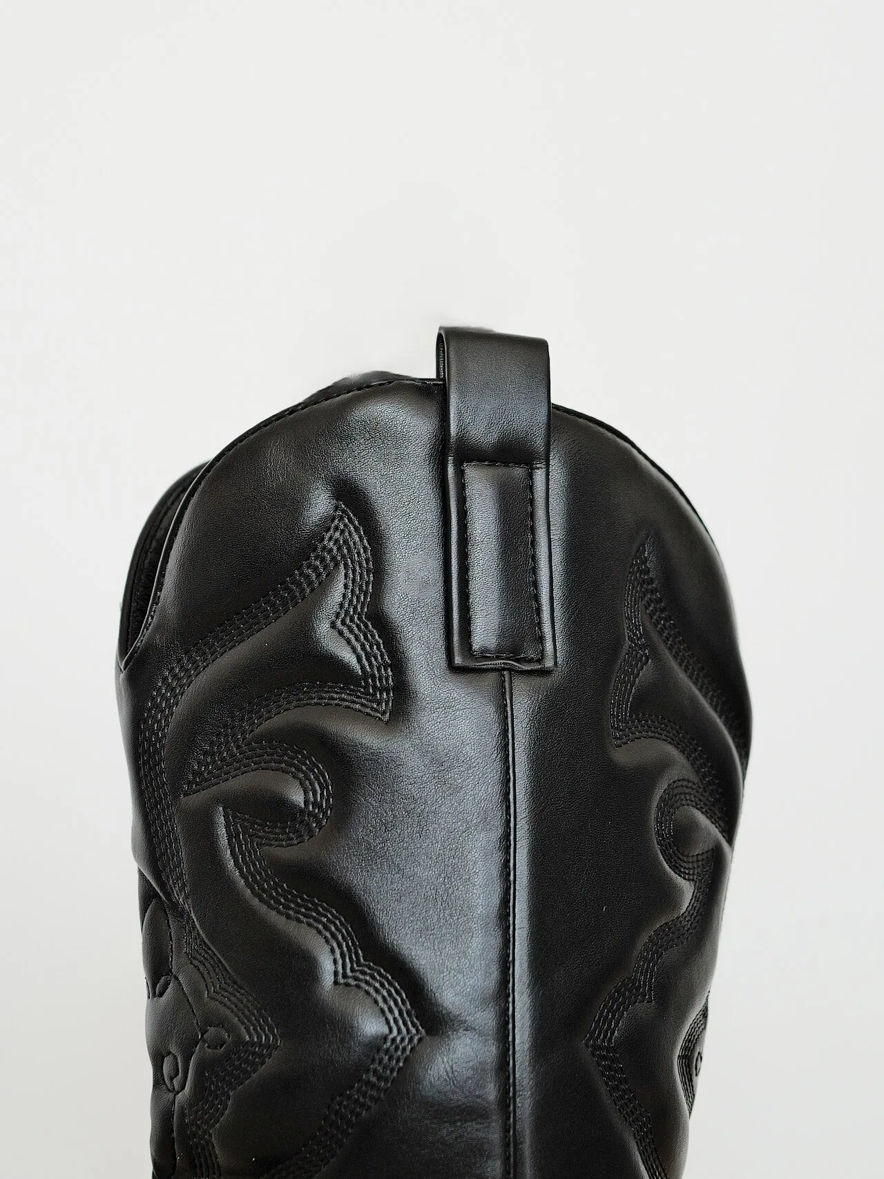 Bota efecto piel cowboy negro sold by Sorellas product image thumbnail 4