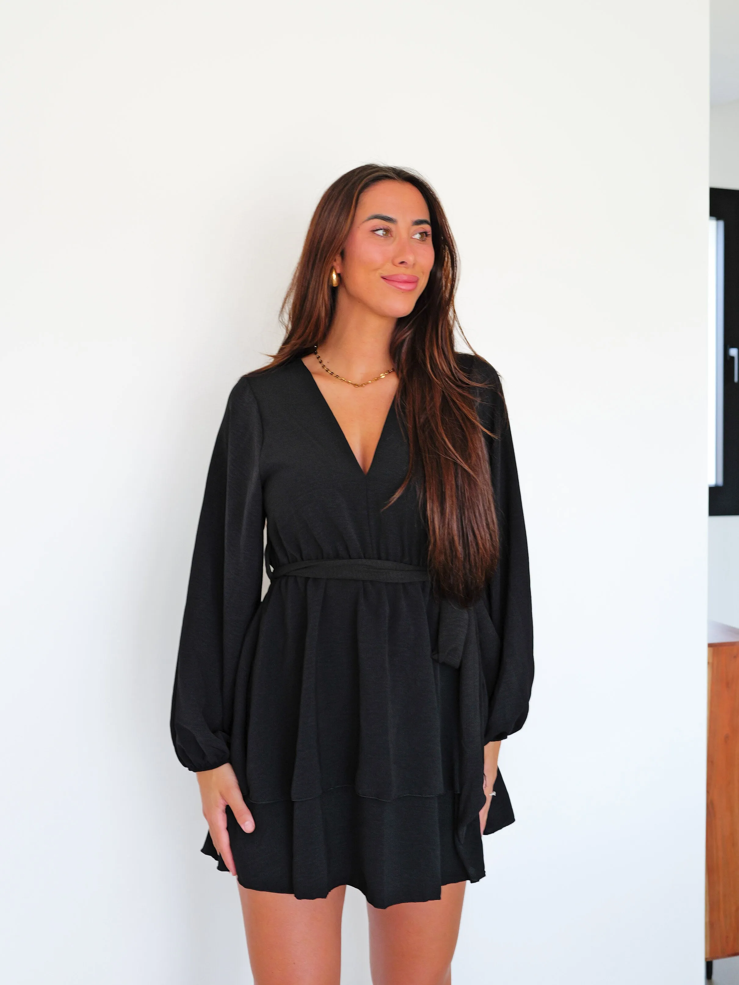 Vestido mini lazo fluido negro sold by Sorellas product image thumbnail 2