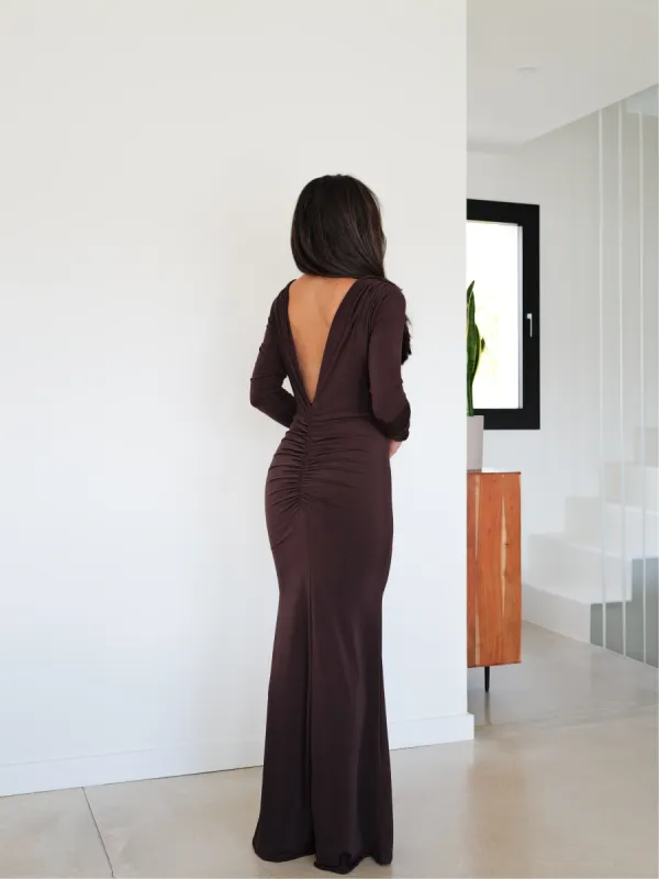 Vestido espalda fruncido chocolate sold by Sorellas