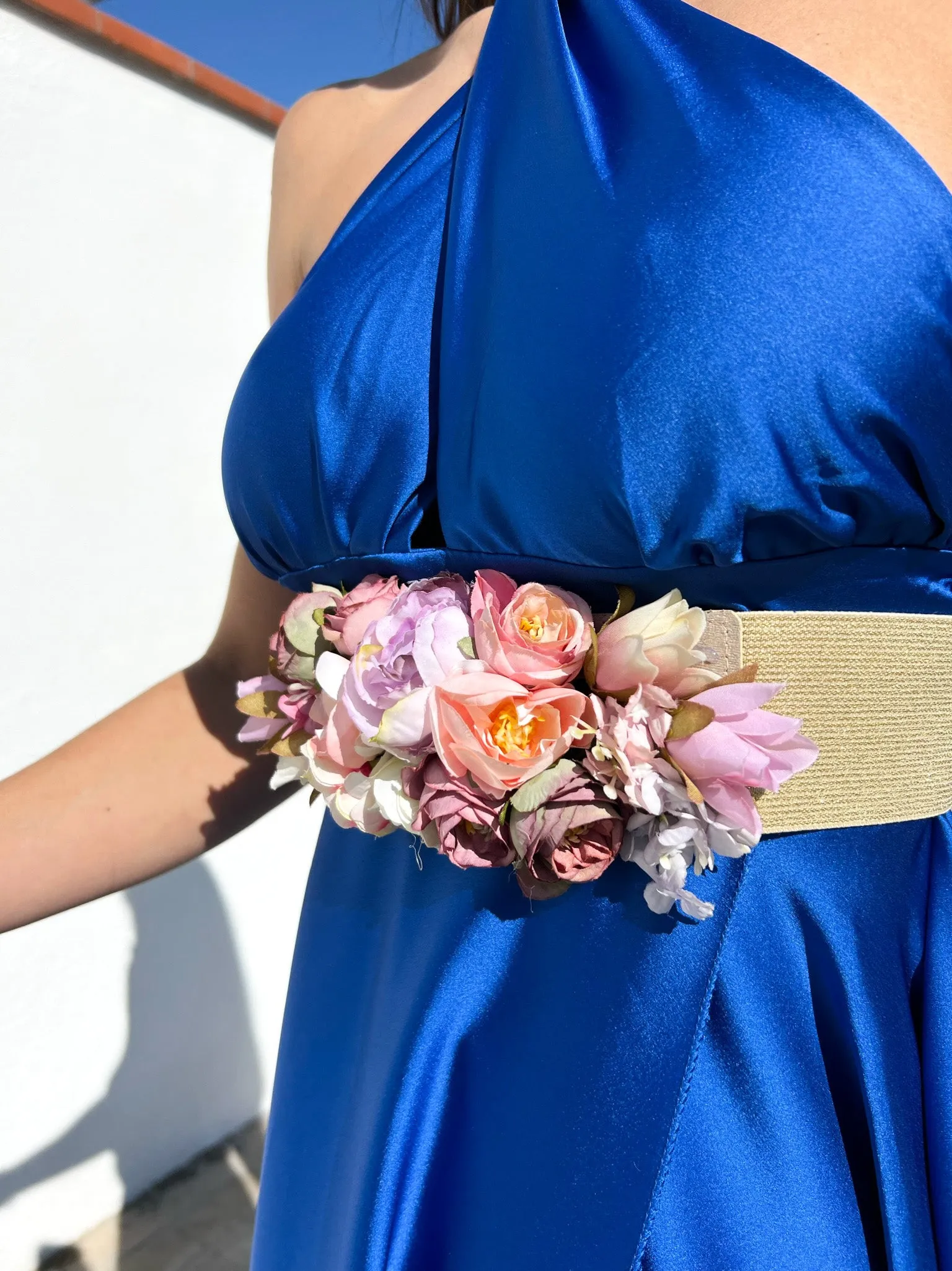 Cinturón flores dorado sold by Sorellas product image thumbnail 3