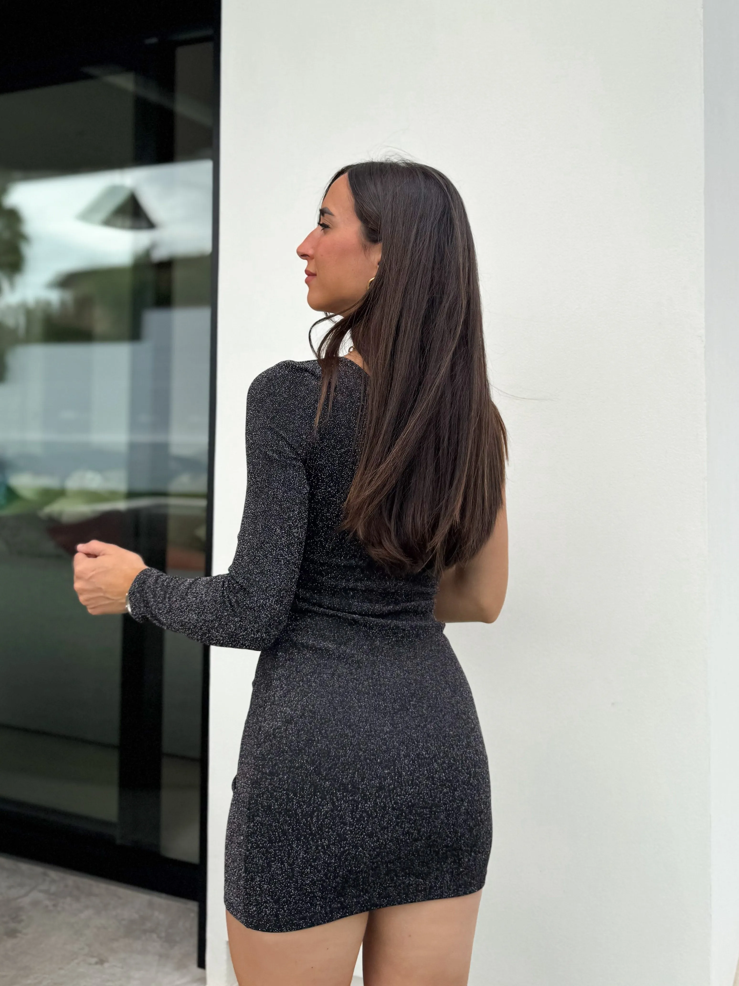 Vestido mini lurex asimétrico plata sold by Sorellas product image thumbnail 2