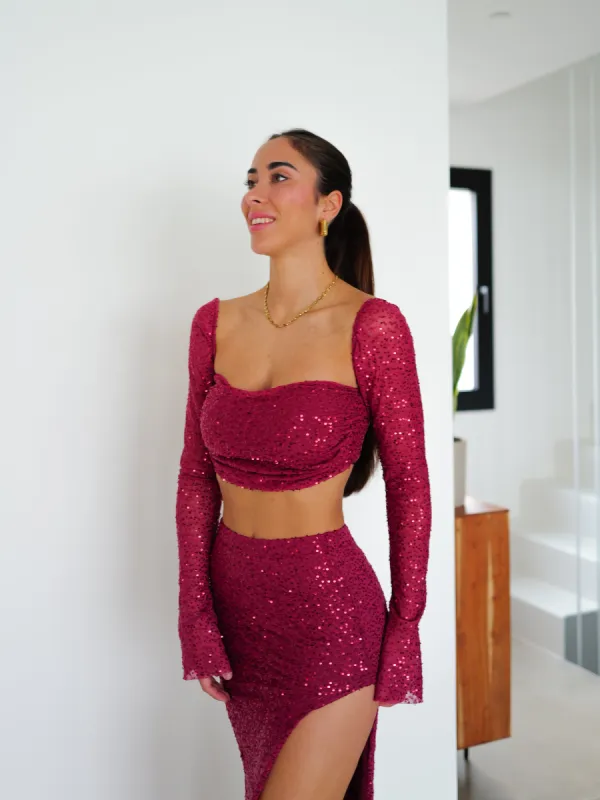 Conjunto glitter midi burdeos sold by Sorellas