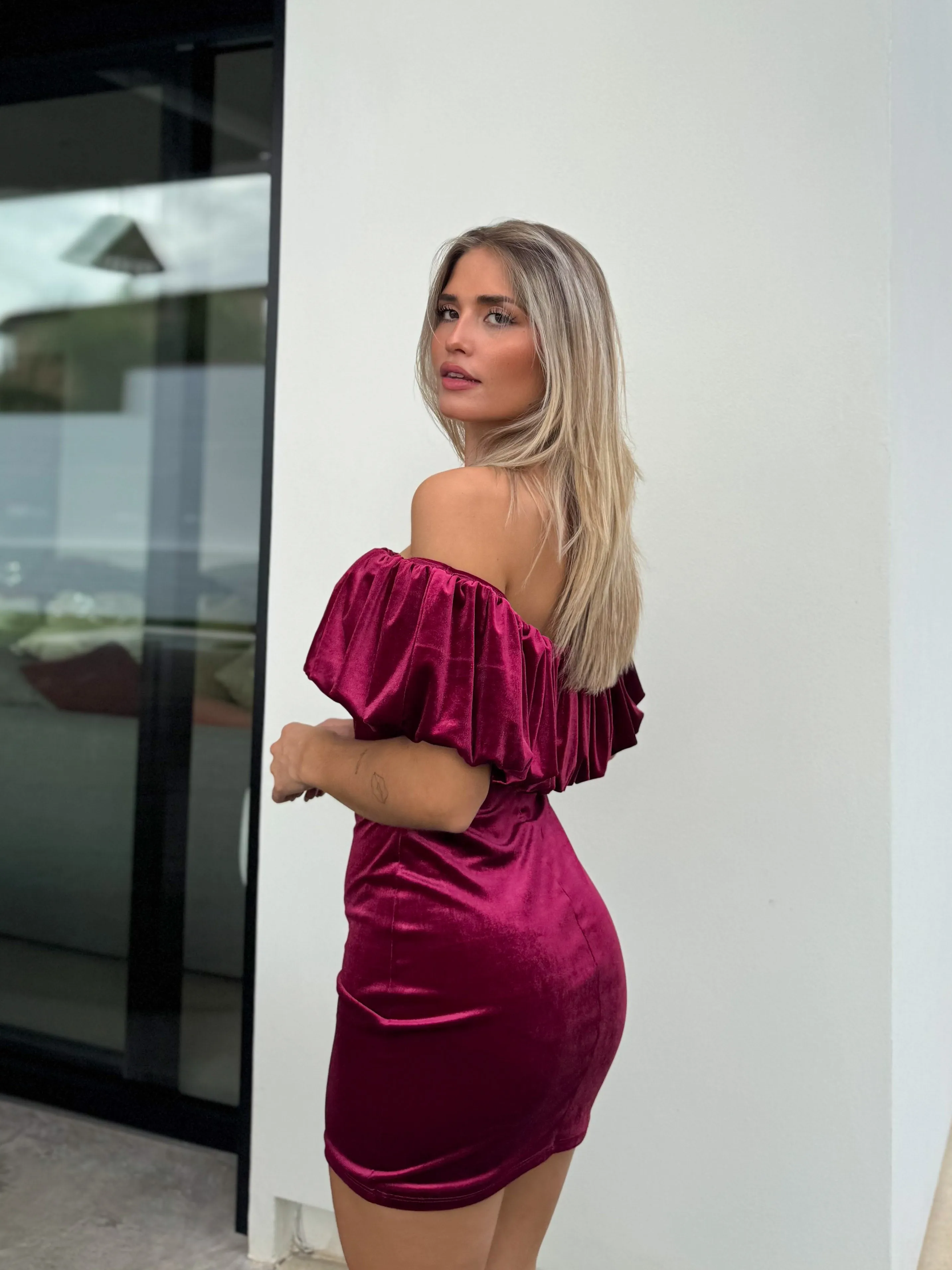 Vestido mini velvet pompón burdeos sold by Sorellas product image thumbnail 5