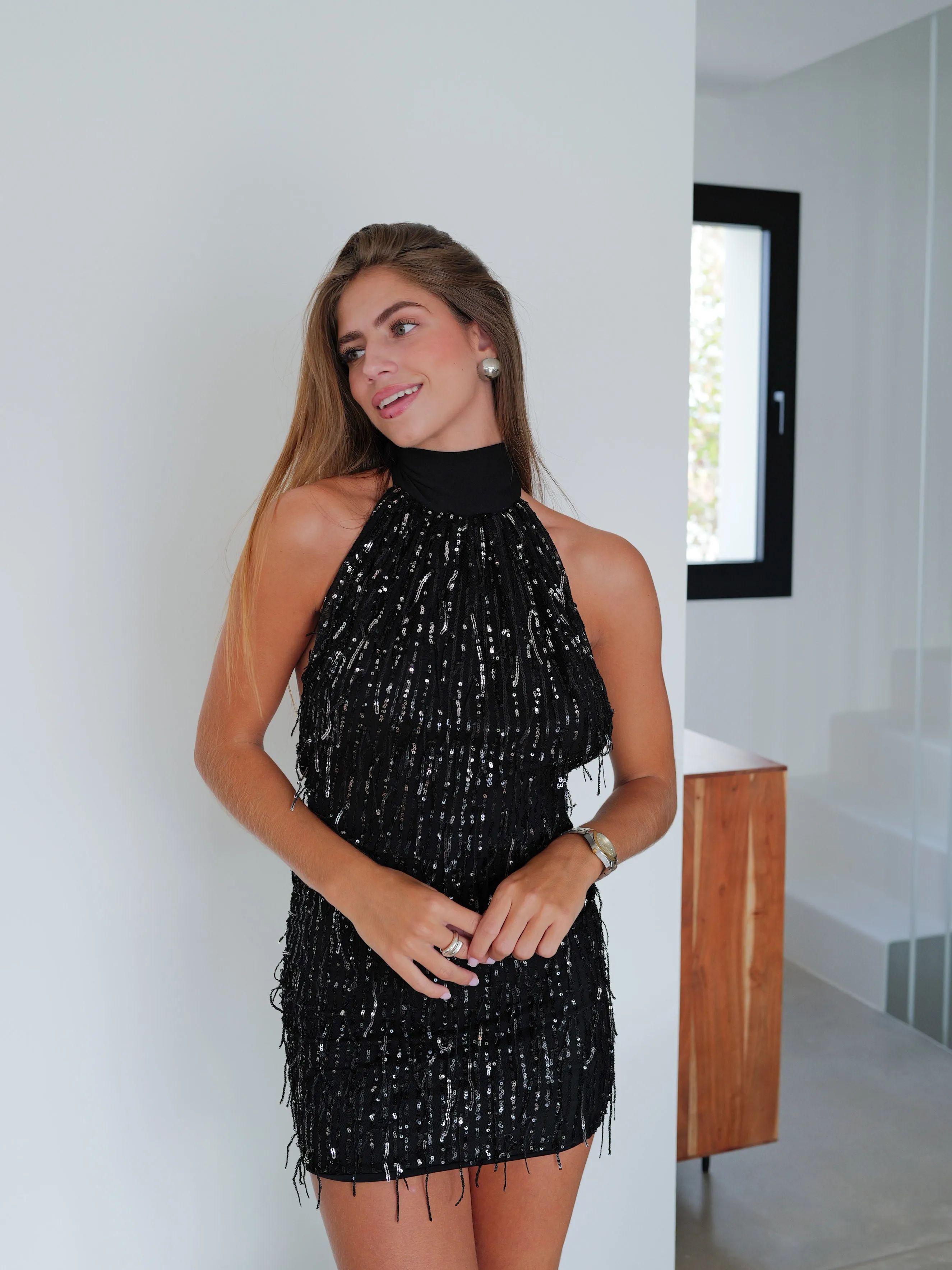 Vestido mini glitter flecos negro sold by Sorellas product image thumbnail 2