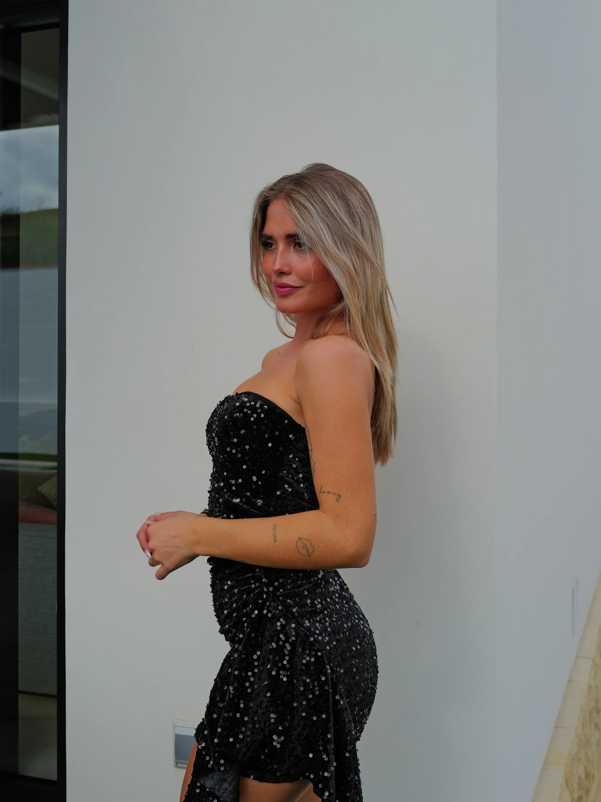 Vestido glitter volante velvet negro sold by Sorellas product image thumbnail 5