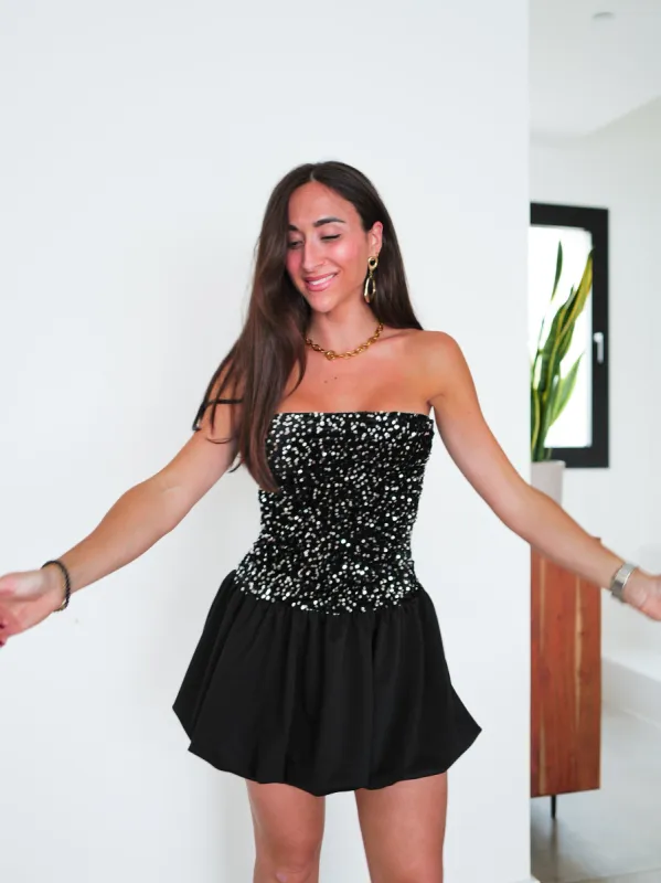 Vestido mini glitter palabra pomposo plata sold by Sorellas