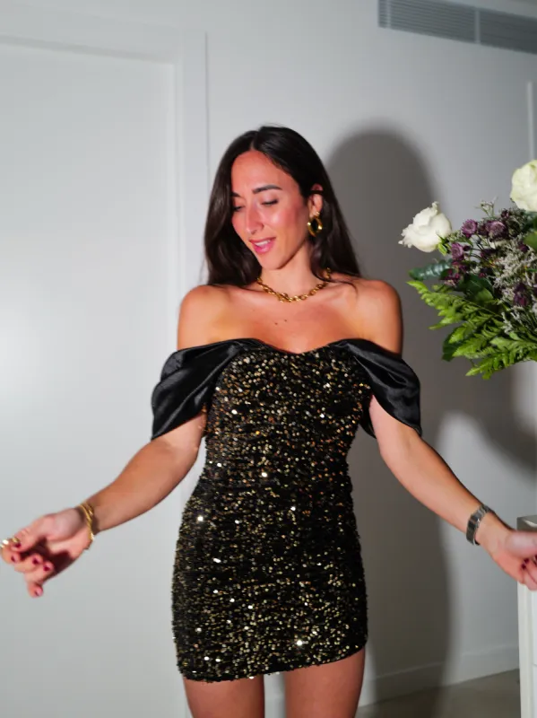 Vestido mini velvet barco dorado sold by Sorellas