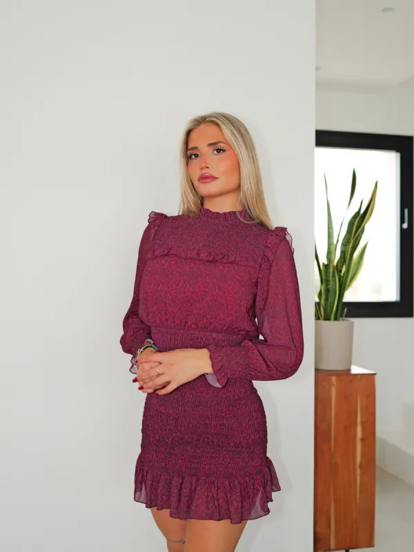 Vestido nido perkins volantes burdeos sold by Sorellas
