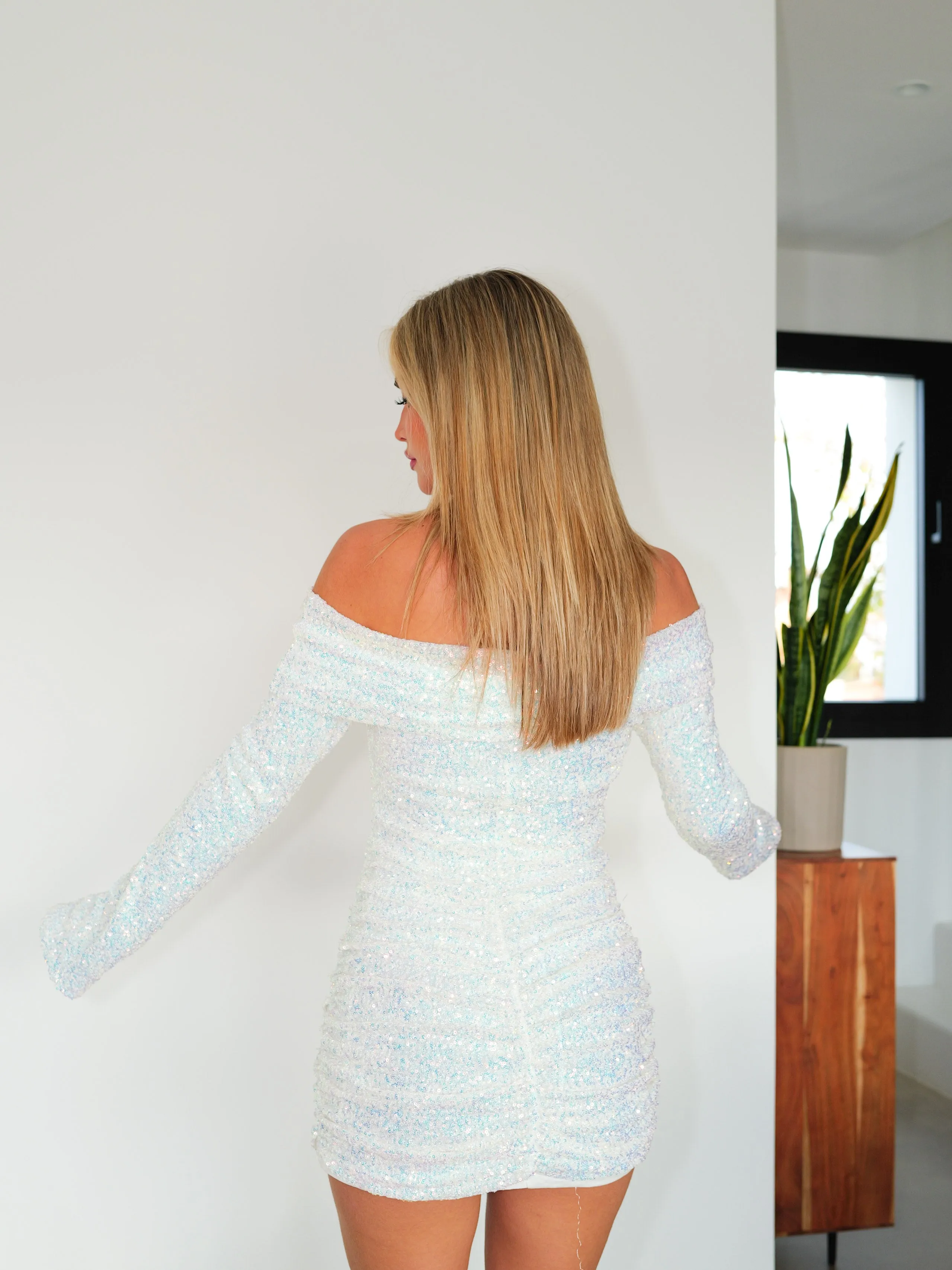 Vestido bardot glitter blanco sold by Sorellas product image thumbnail 4